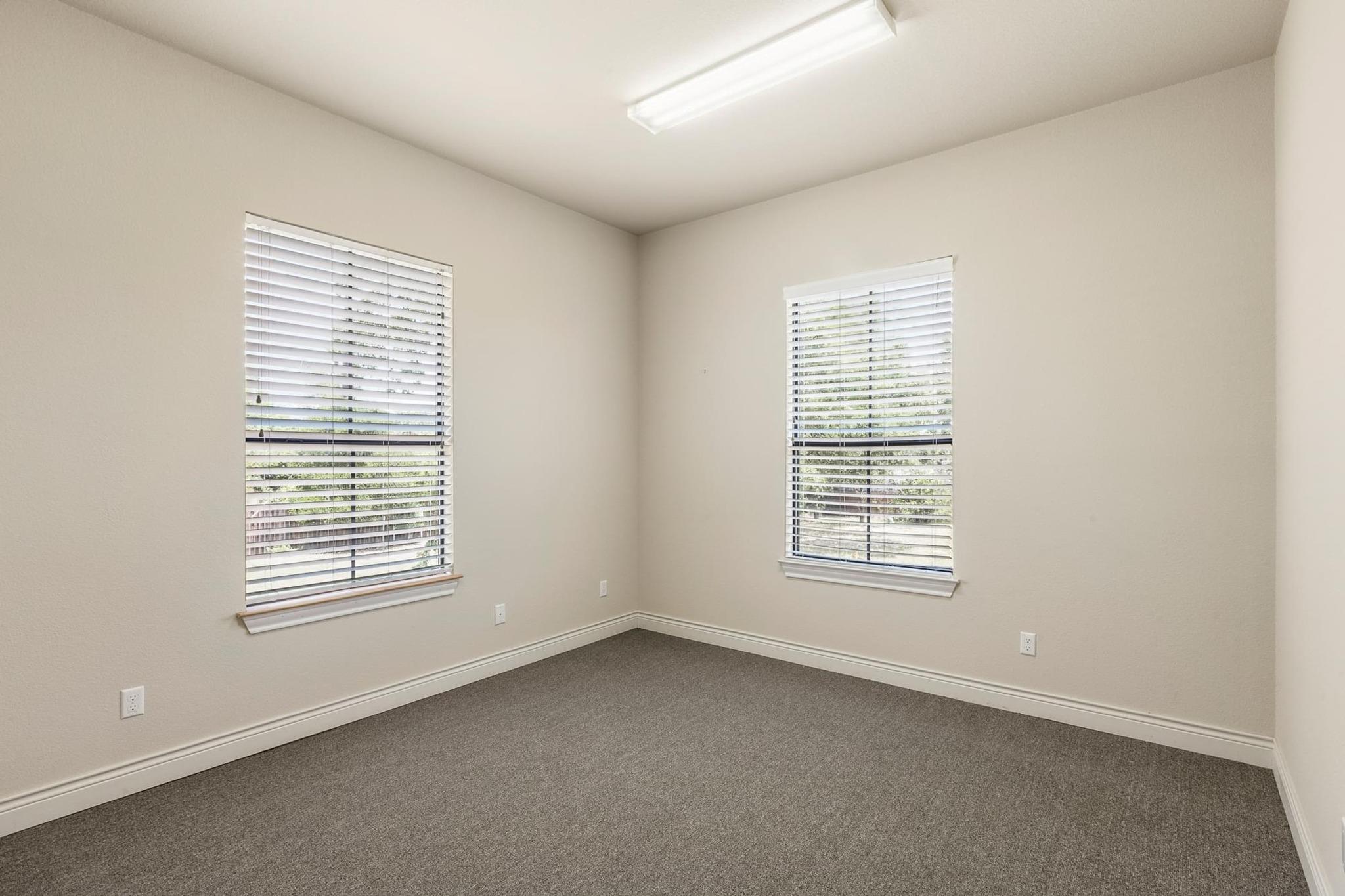 105 Applewood Dr Property Photo 27