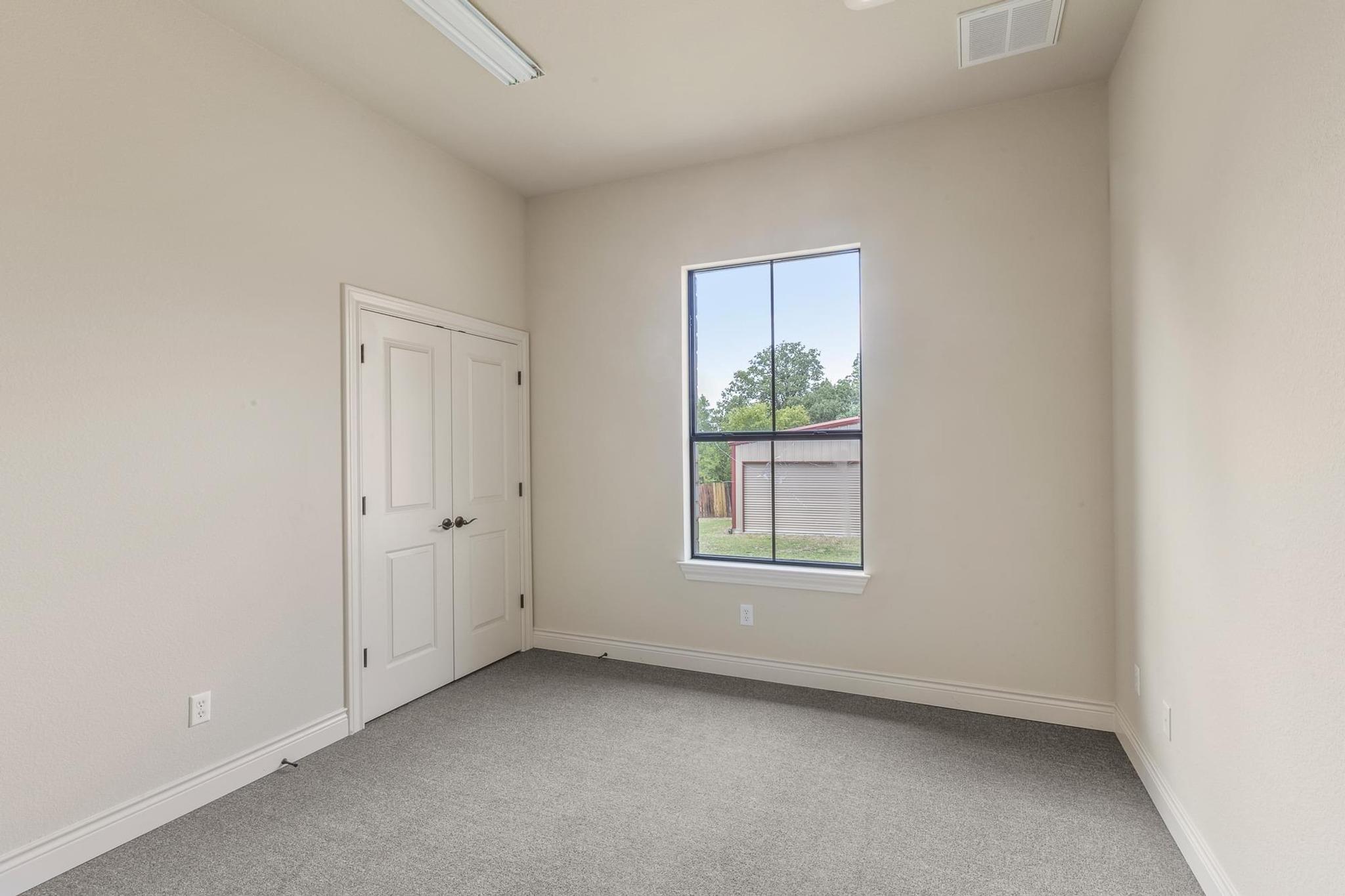 105 Applewood Dr Property Photo 31