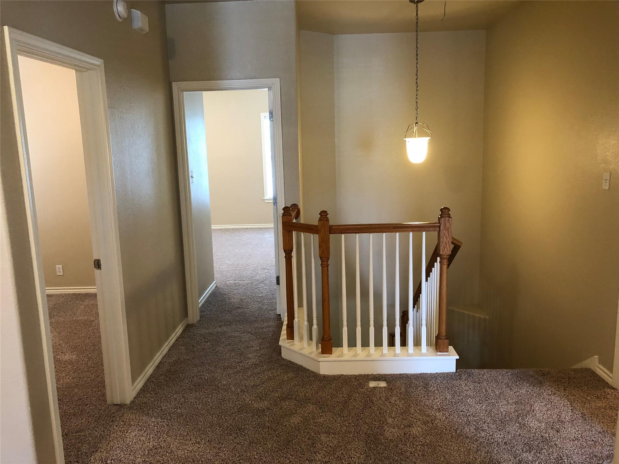 504 W North Loop Blvd #a Property Photo 20