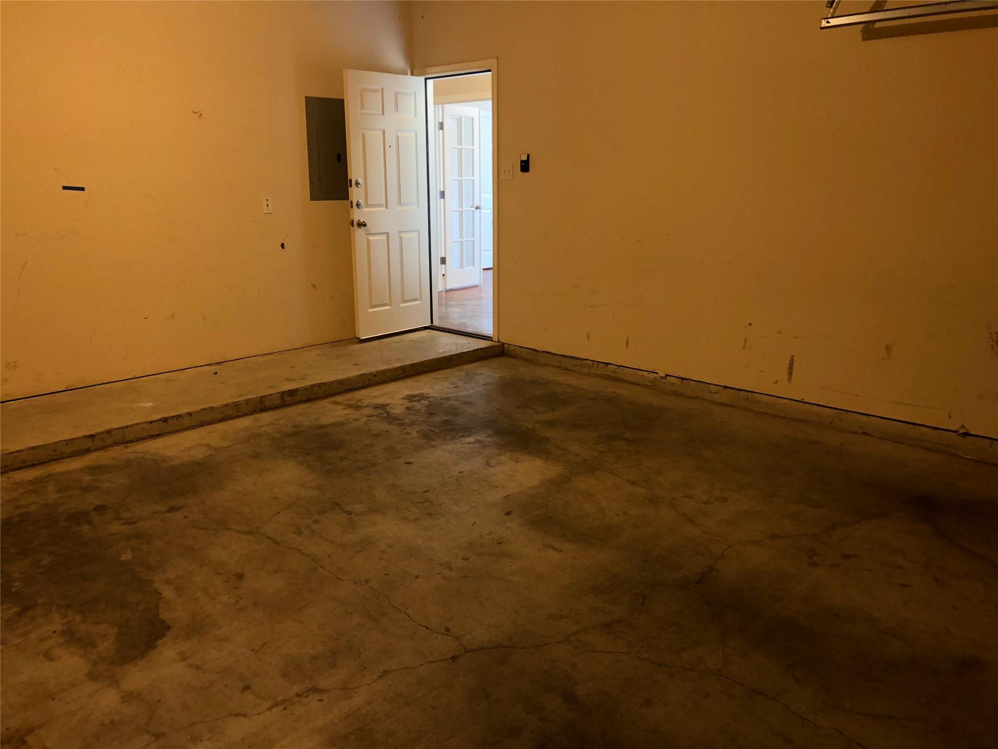 504 W North Loop Blvd #a Property Photo 39