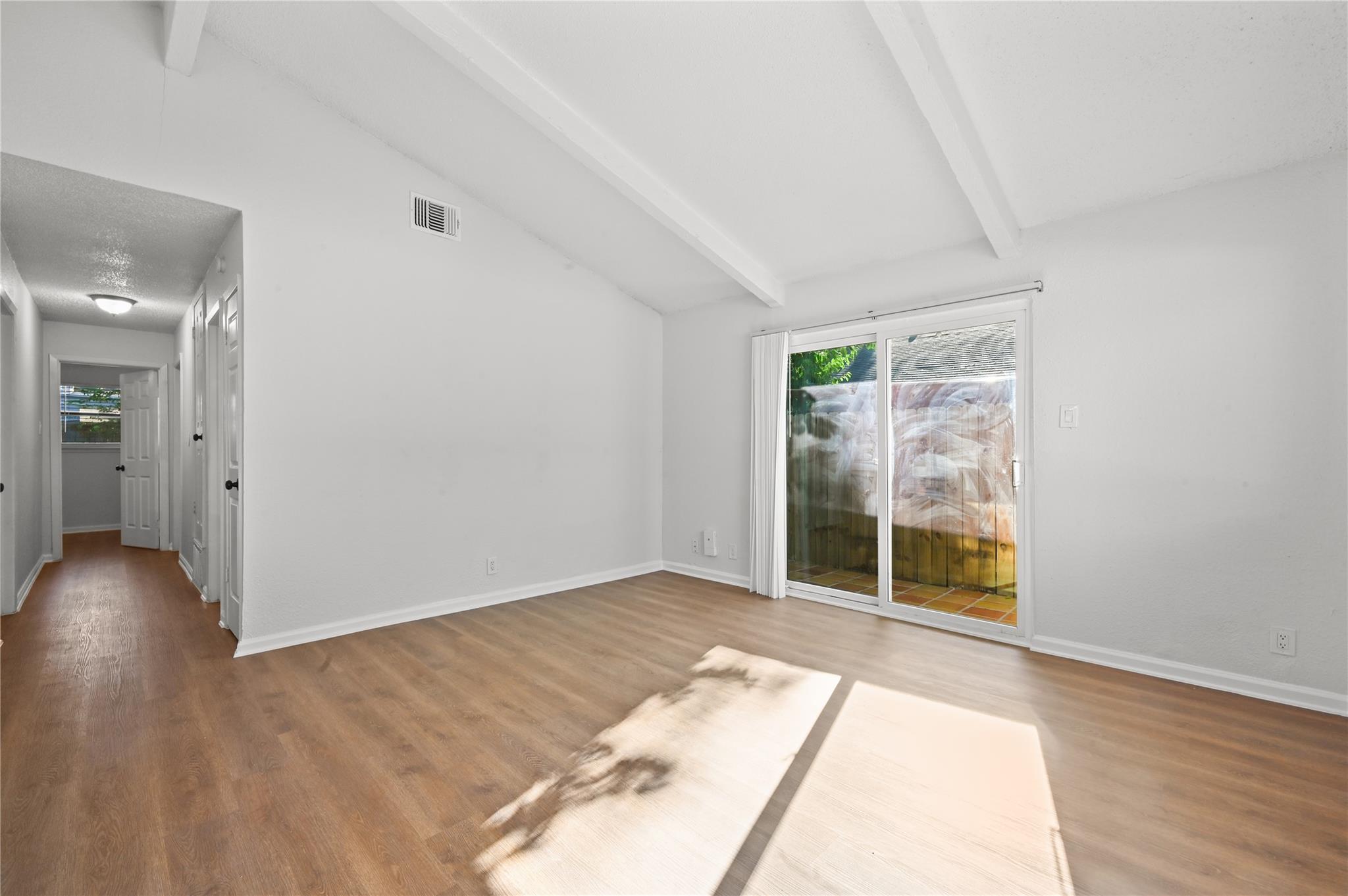 2208 Deadwood Dr Property Photo 5