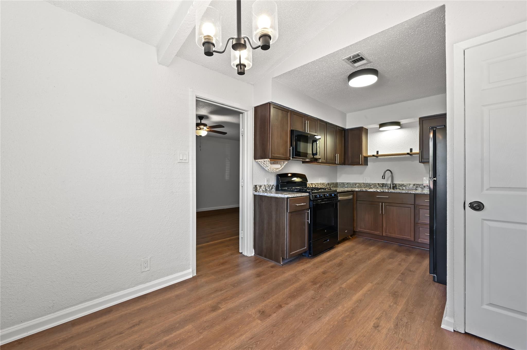 2208 Deadwood Dr Property Photo 10