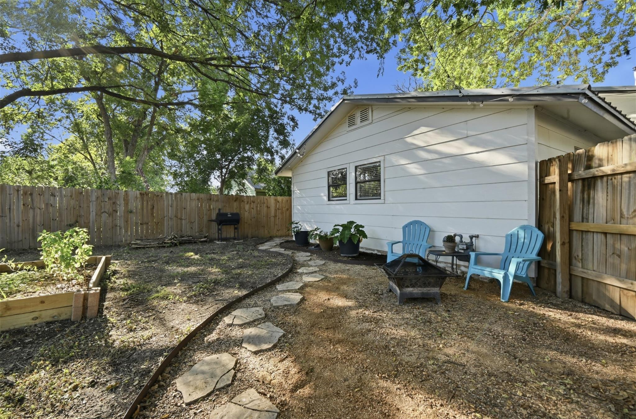 2208 Deadwood Dr Property Photo 25