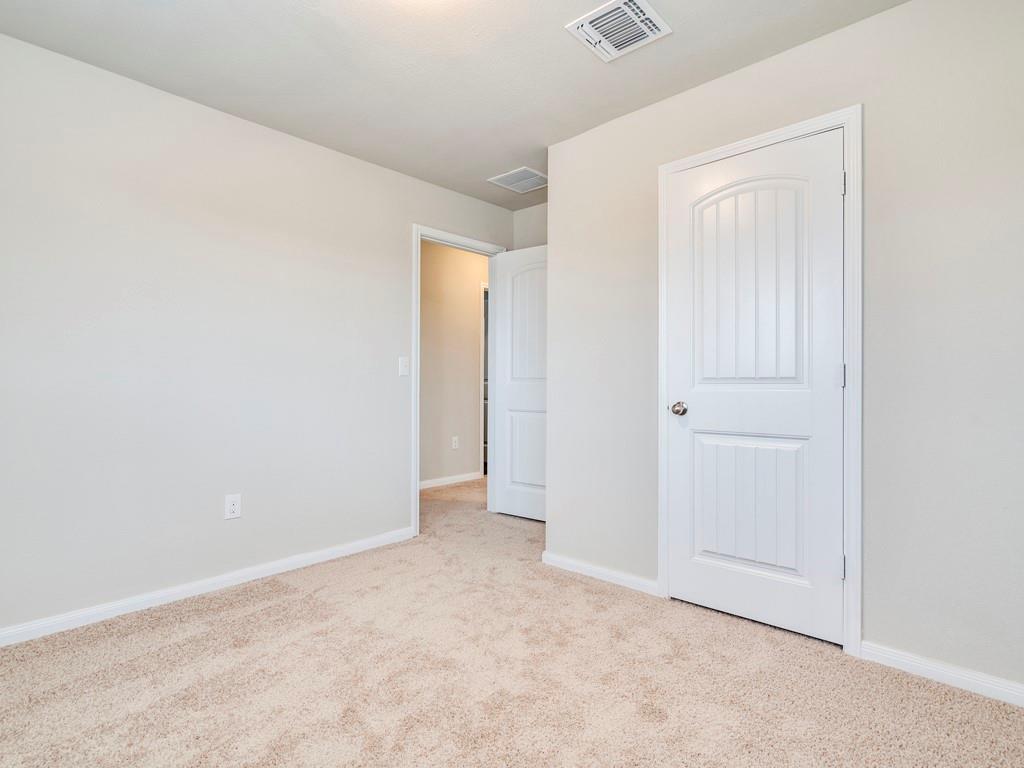 14102 Macquarie Dr Property Photo 8