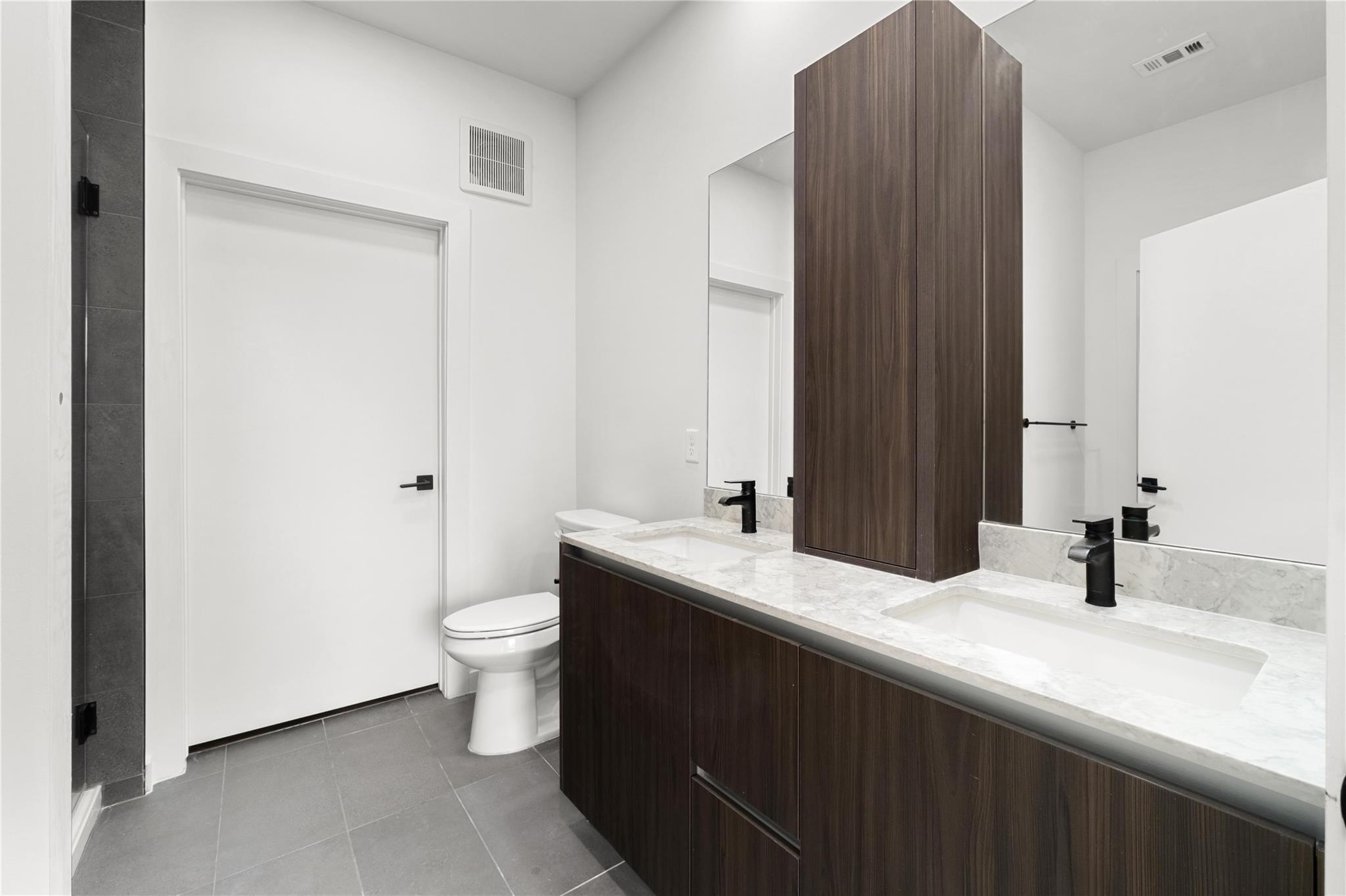 2209 S 1st St #311 Property Photo 14