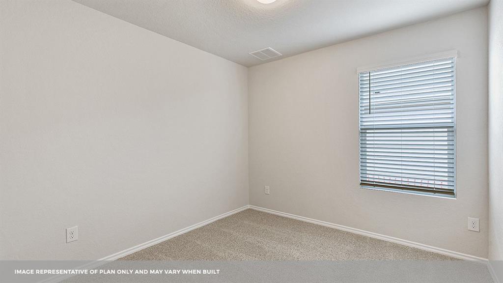 326 St. Thomas St Property Photo 6