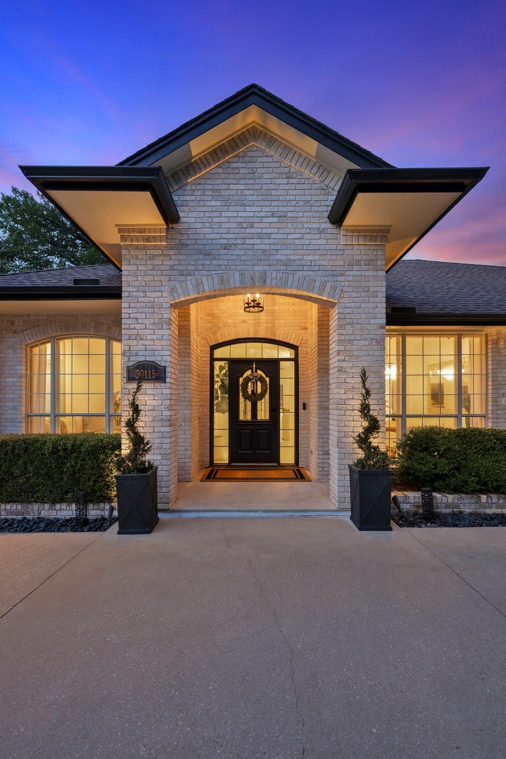 30115 Saw Grass Trl Property Photo 2