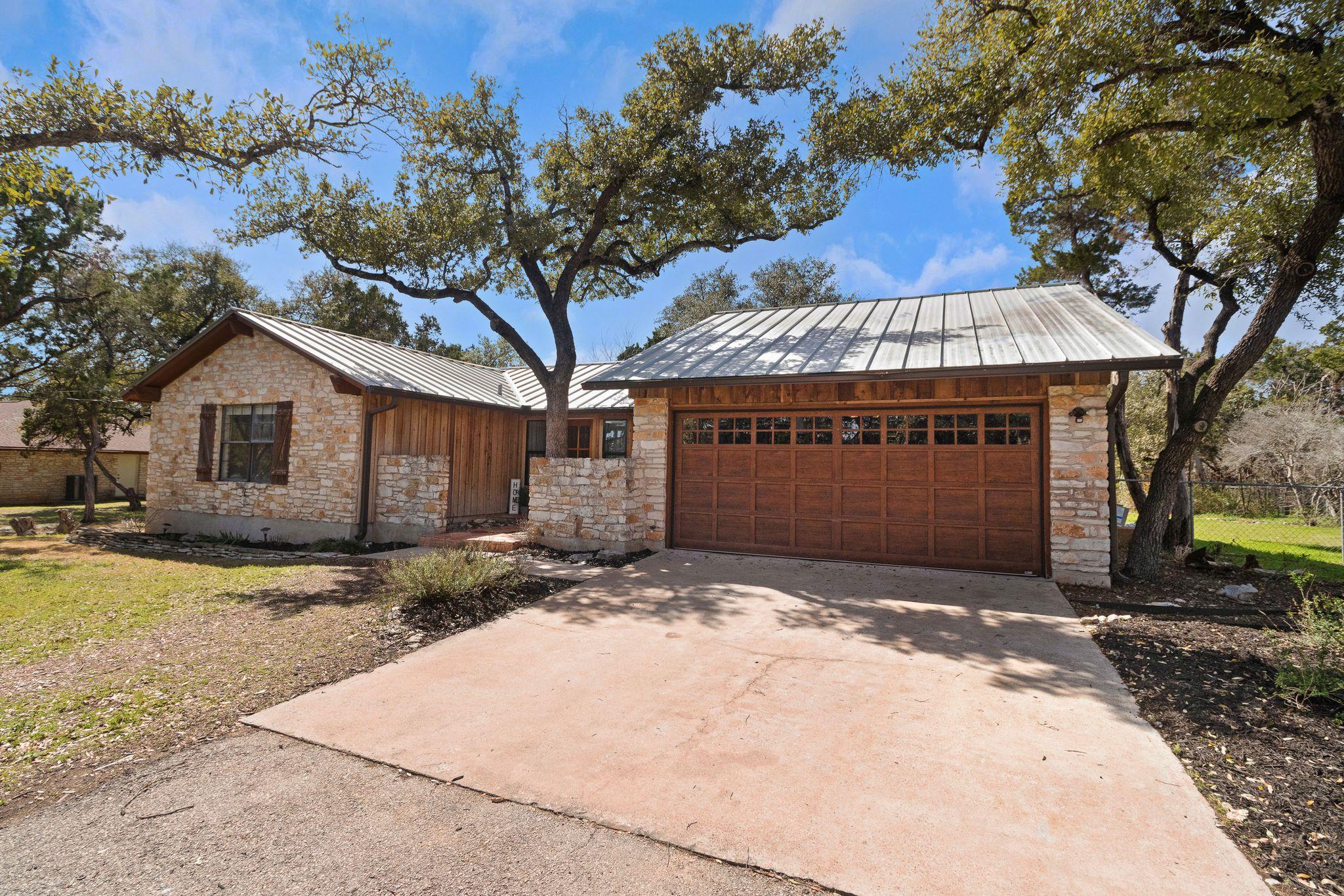 809 Adventure Ln Property Photo