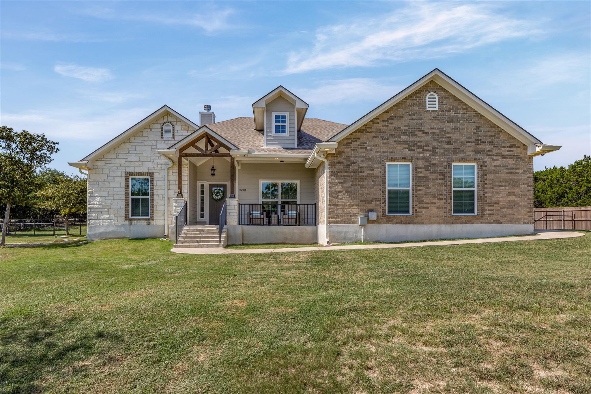 15821 Salado Dr Property Photo
