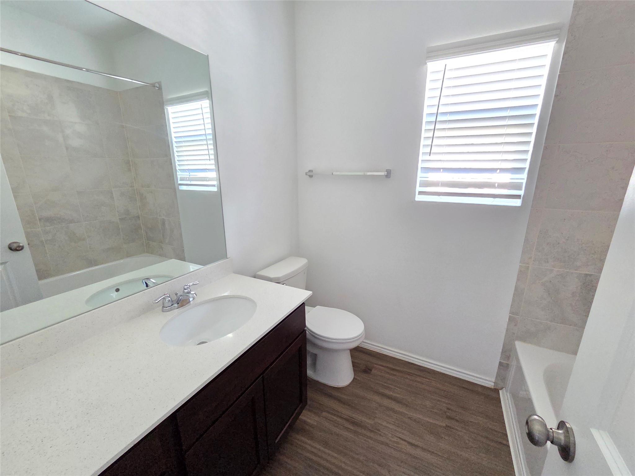 1521 Brueggerhoff Rd Property Photo 8