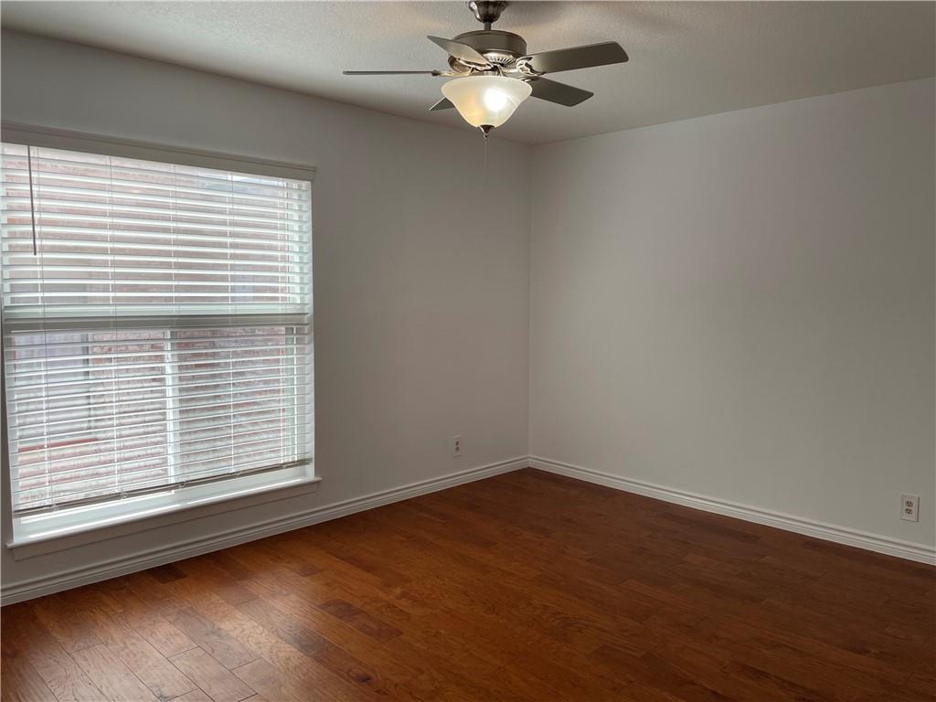 6501 E Hill Dr #203 Property Photo 9