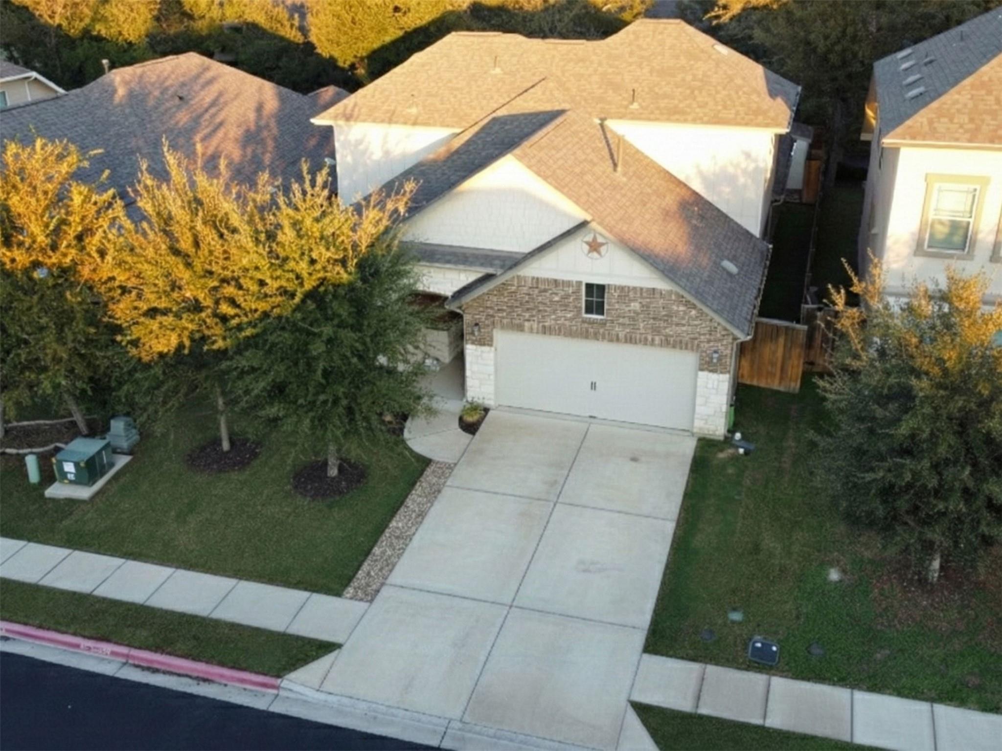 131 Sangaree Dr Property Photo 1