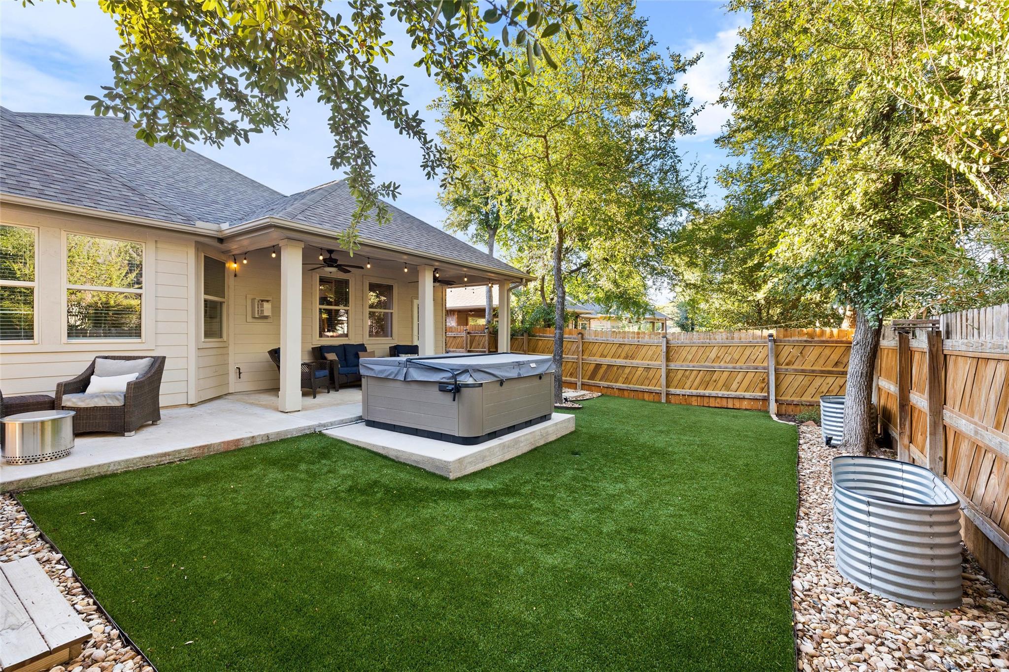 131 Sangaree Dr Property Photo 3