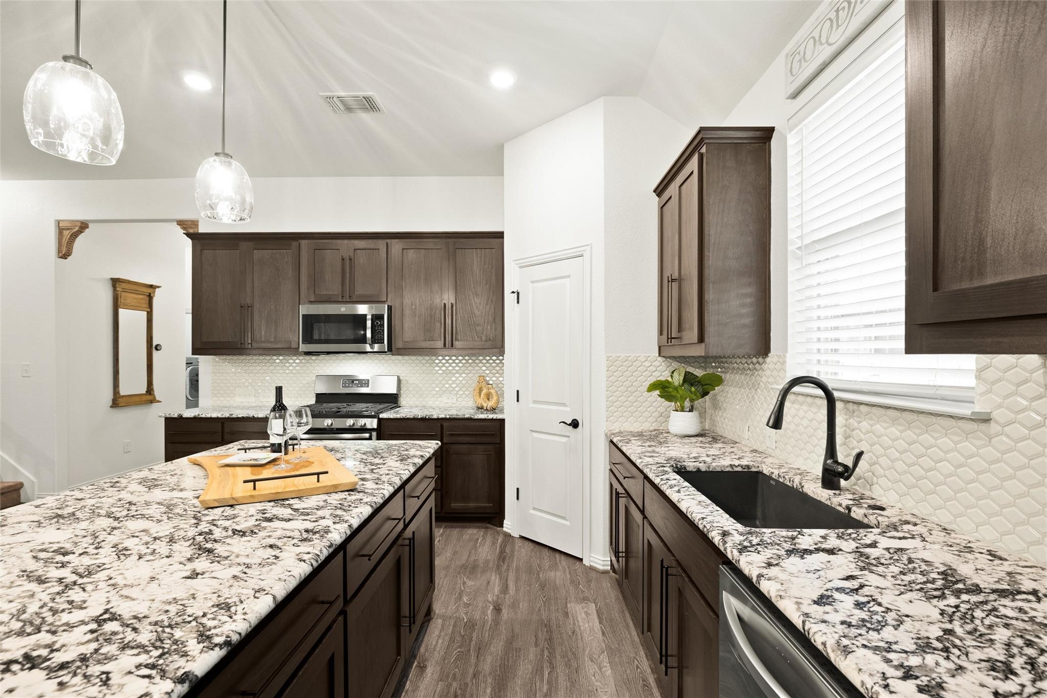 131 Sangaree Dr Property Photo 11