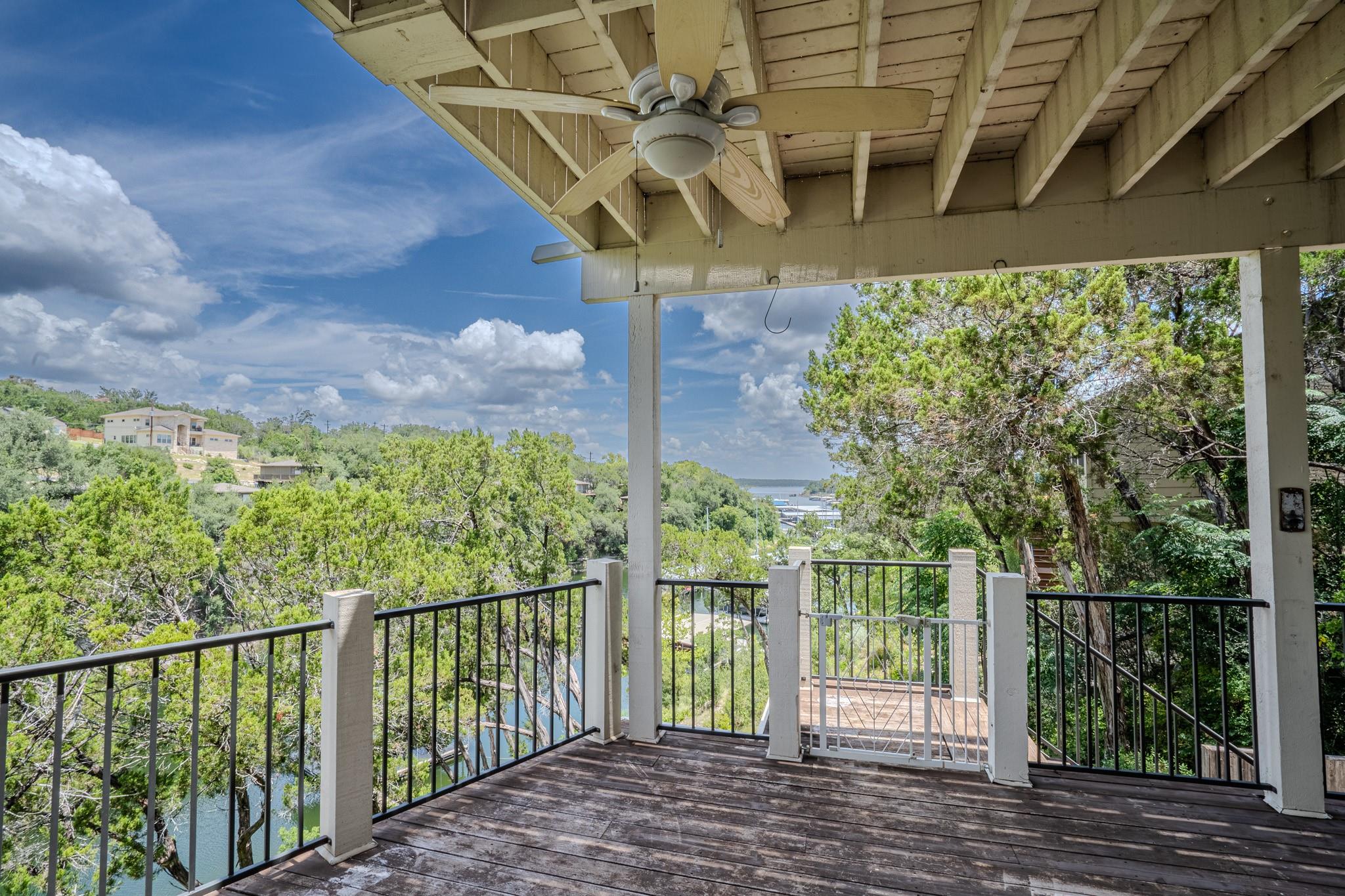 718 Bermuda St Property Photo 3