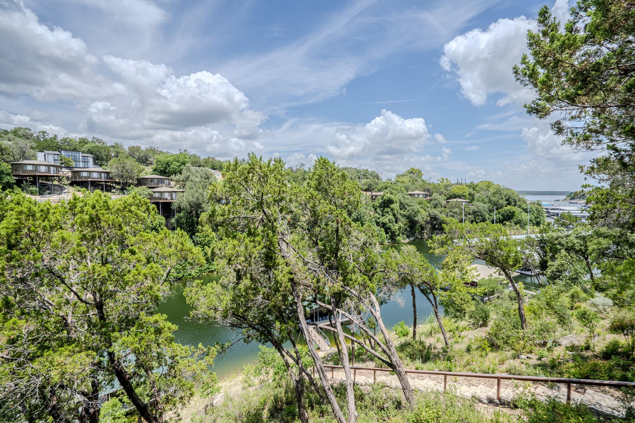 718 Bermuda St Property Photo 4