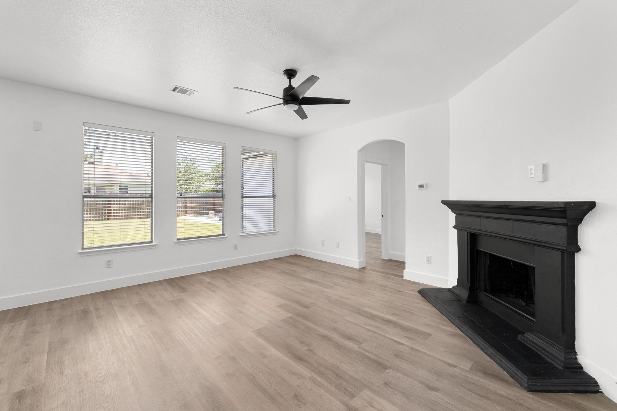 11124 Silo Valley Dr Property Photo 1