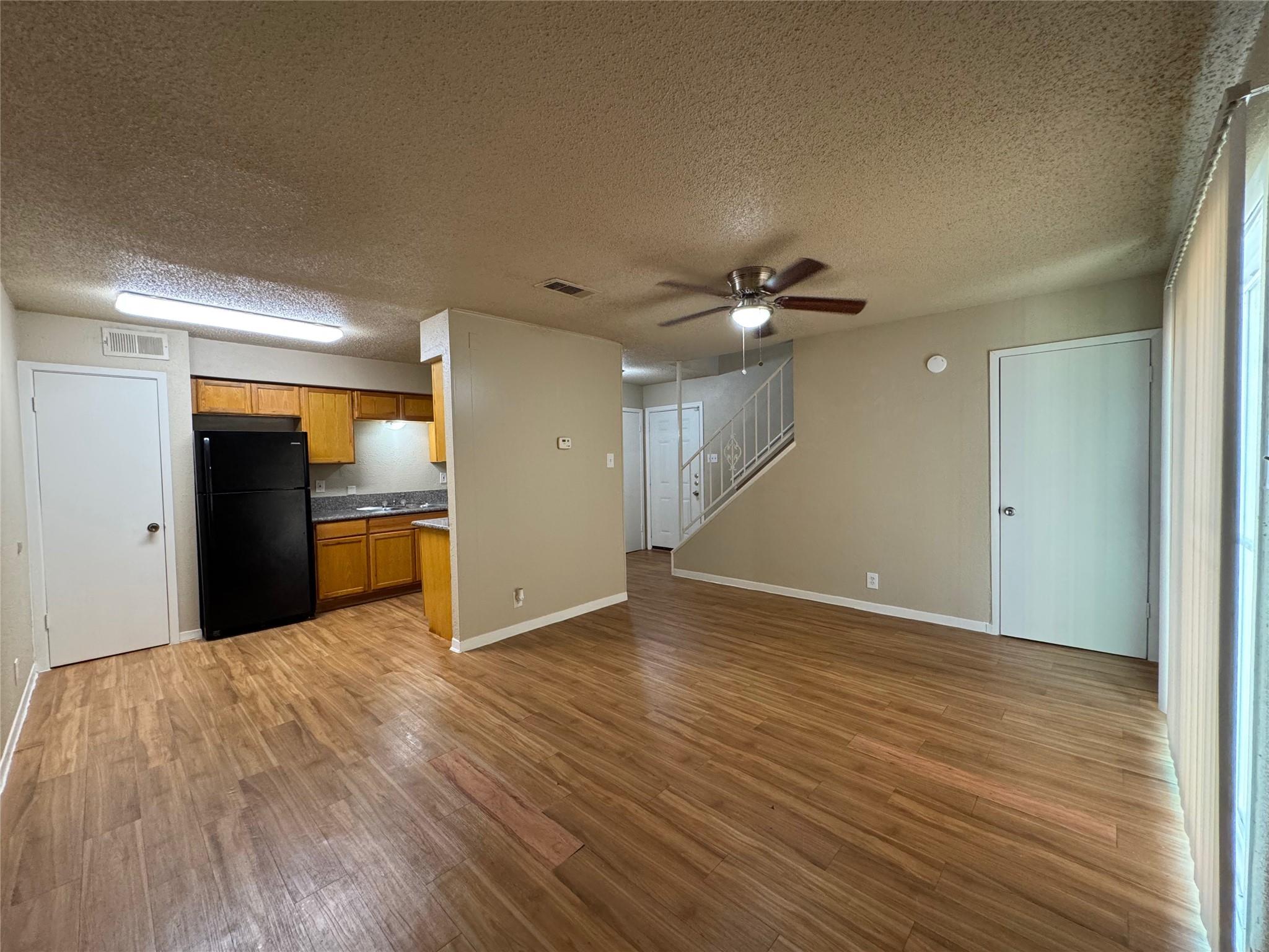 4902 West Wind Trl #104 Property Photo 3
