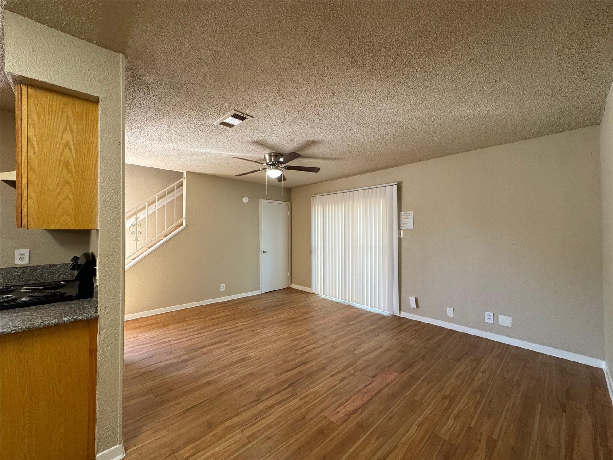 4902 West Wind Trl #104 Property Photo 4