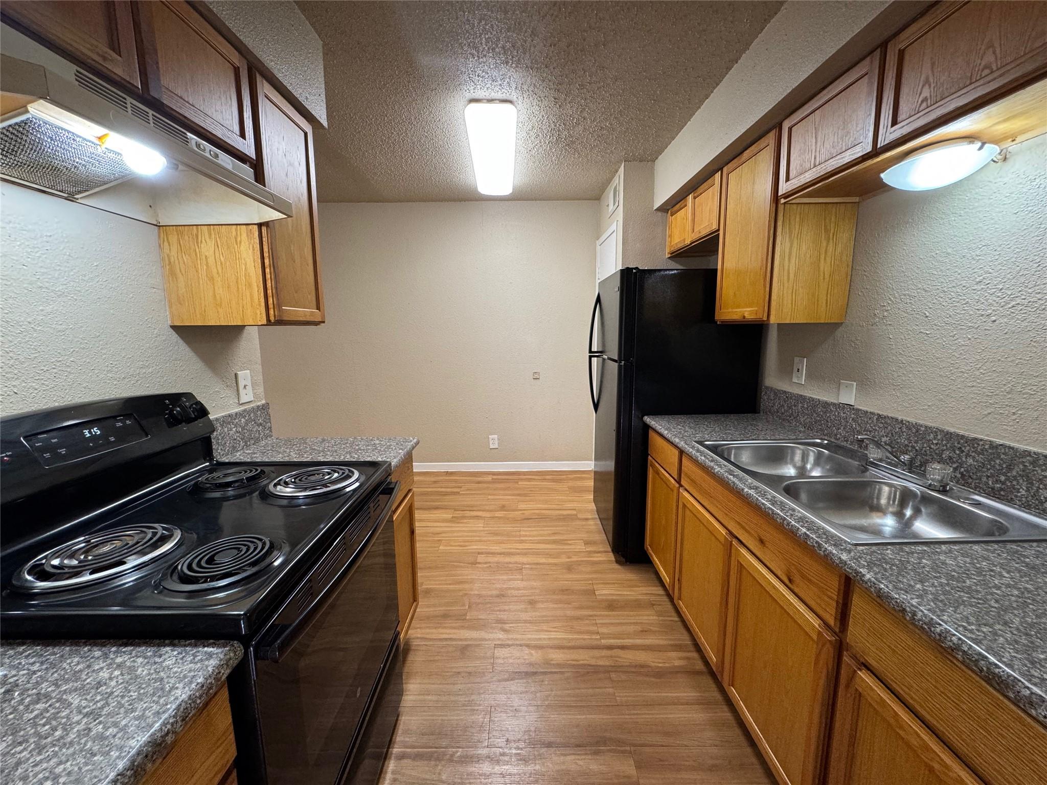 4902 West Wind Trl #104 Property Photo 6