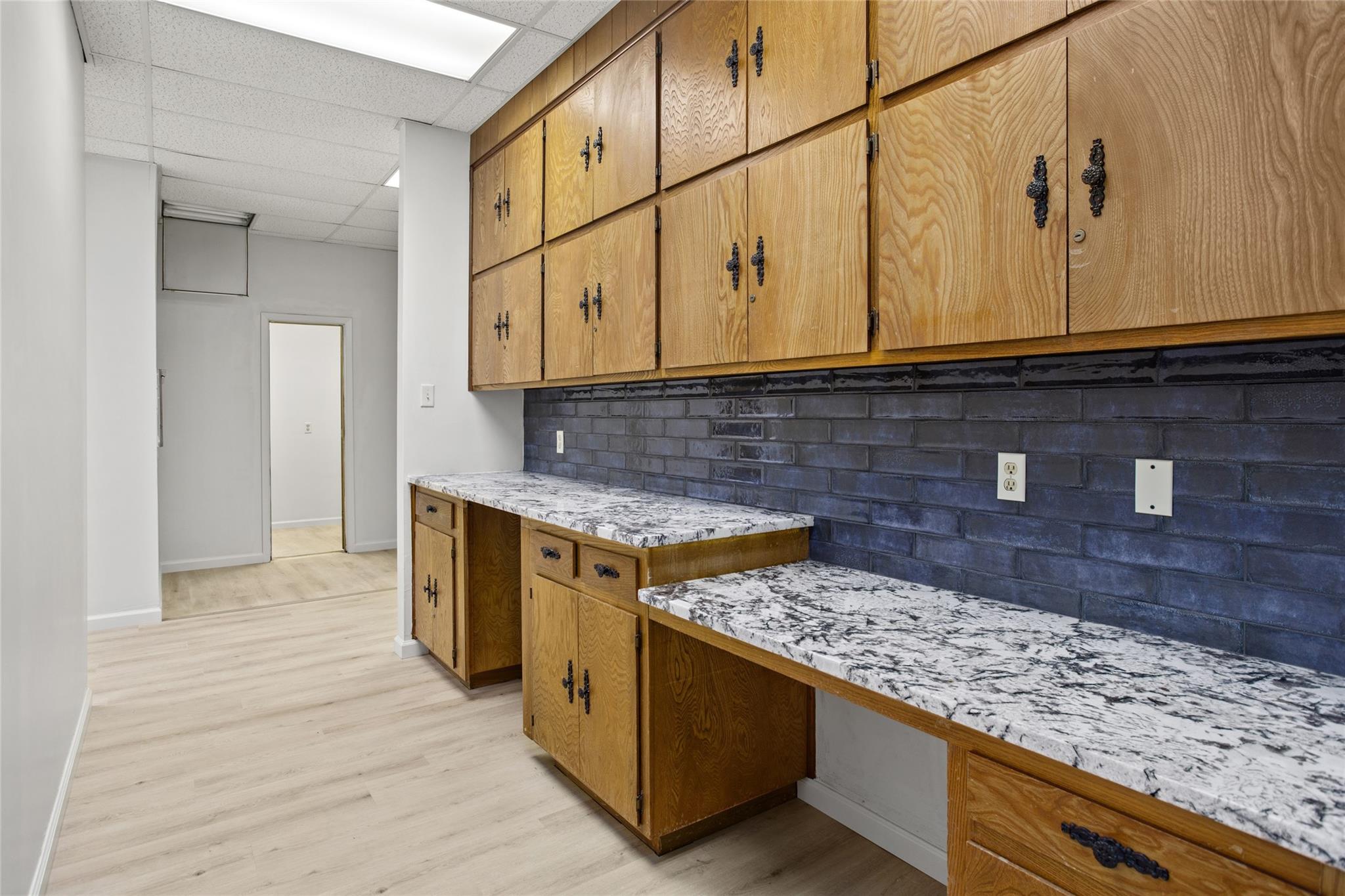 189 S Manse Ave #west Wing Property Photo 15