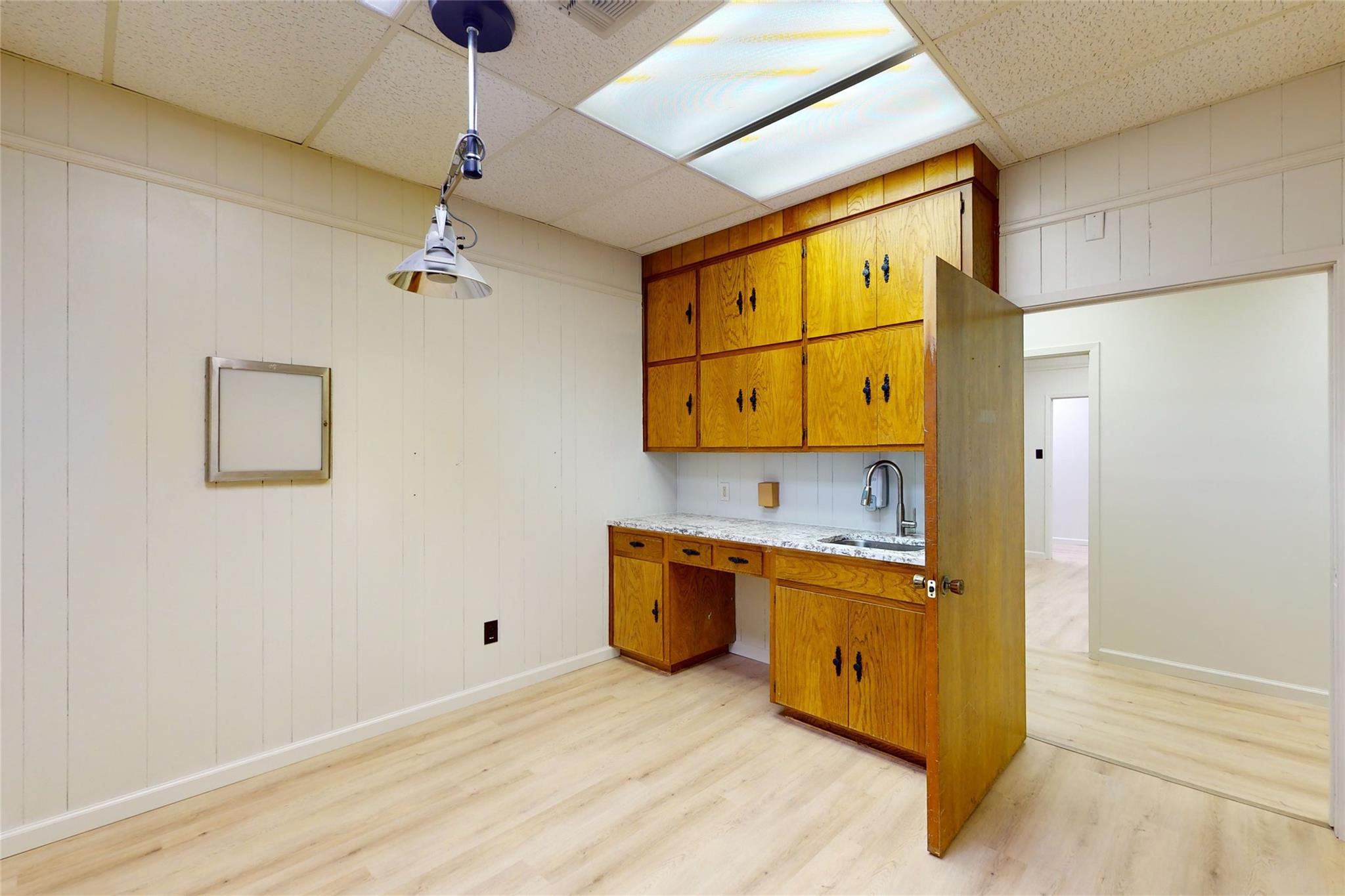 189 S Manse Ave #west Wing Property Photo 19