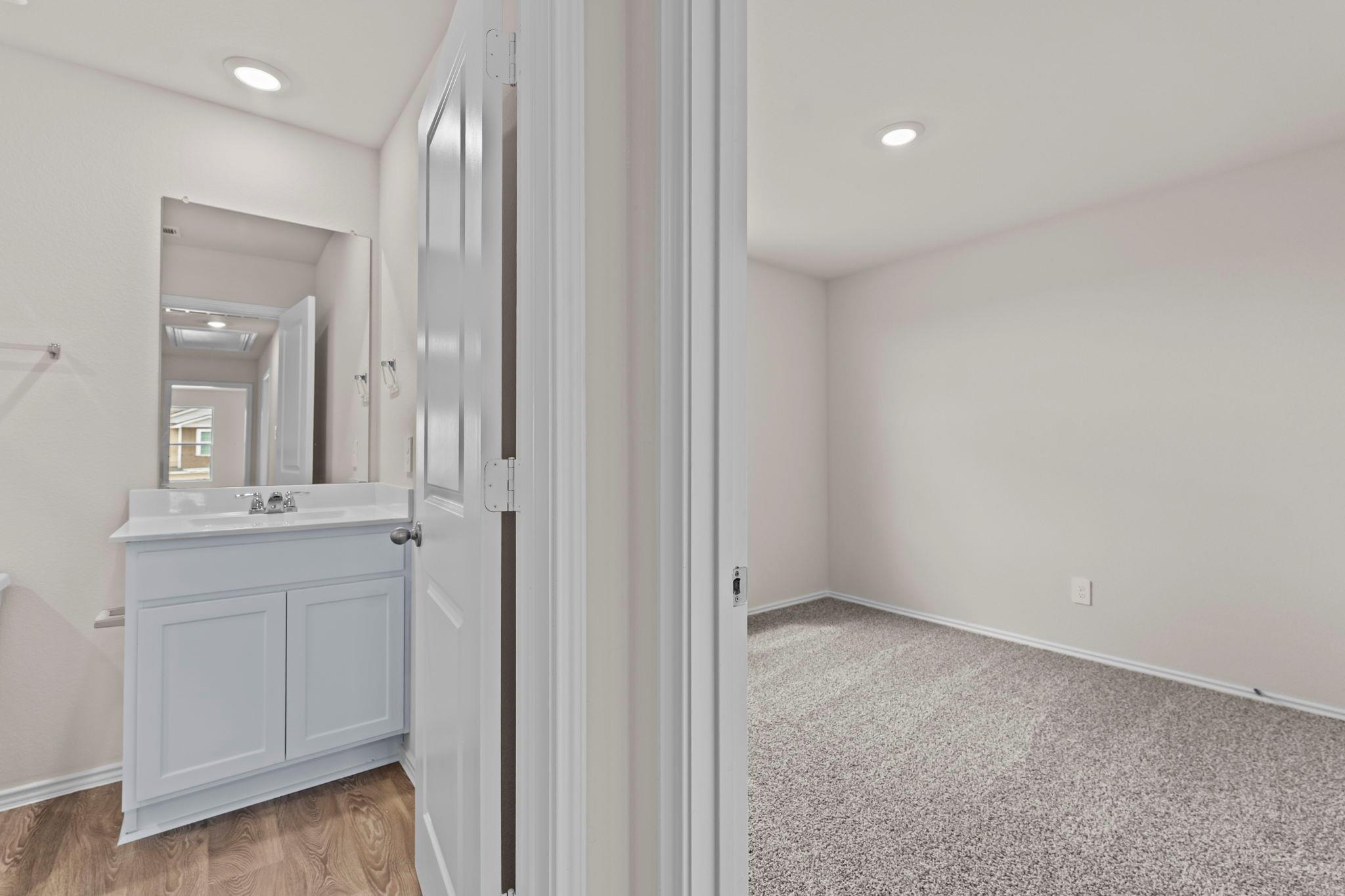142 Surrey Oaks None Property Photo 18