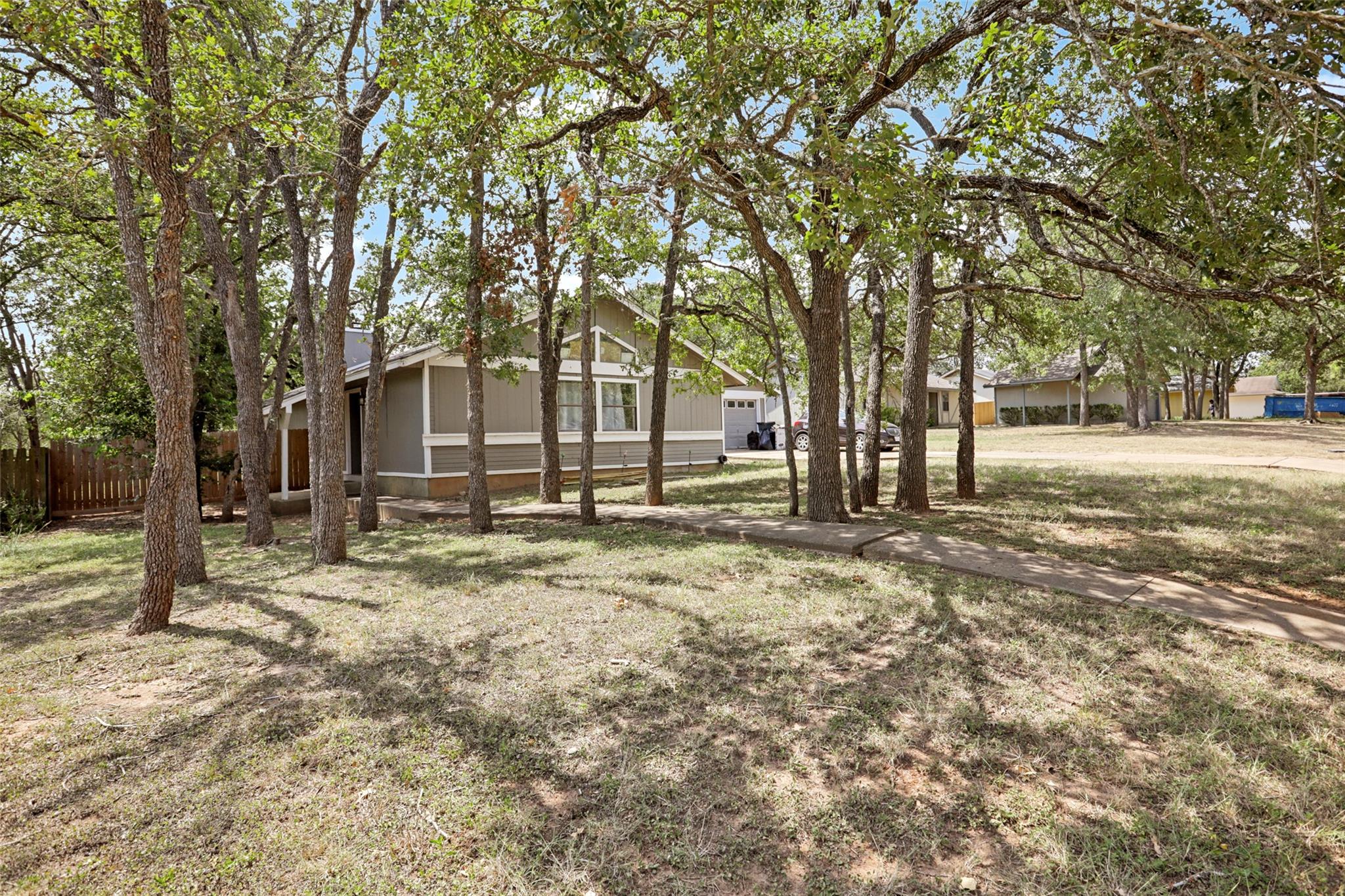 149 Live Oak Dr