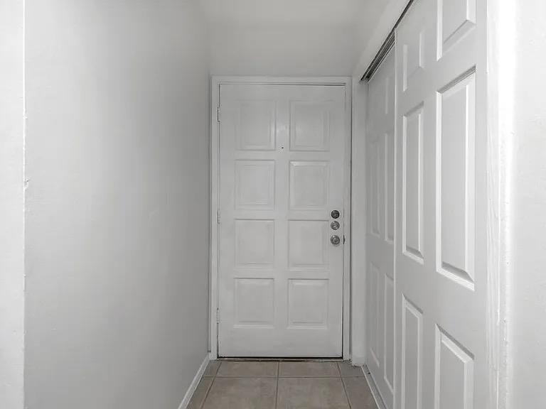 3431 North Hills Dr #103 Property Photo 4