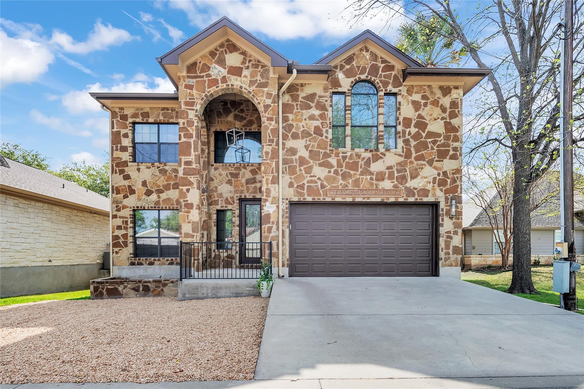 1013 Impala Dr Property Photo