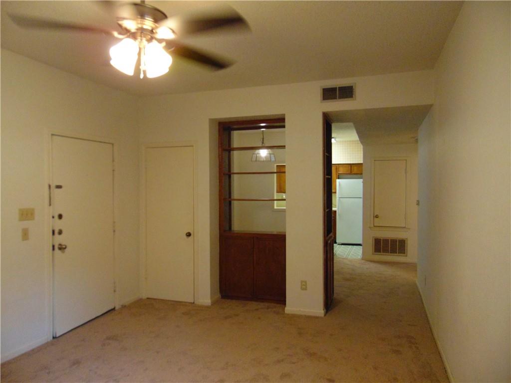 3115 Tom Green St #307 Property Photo 7