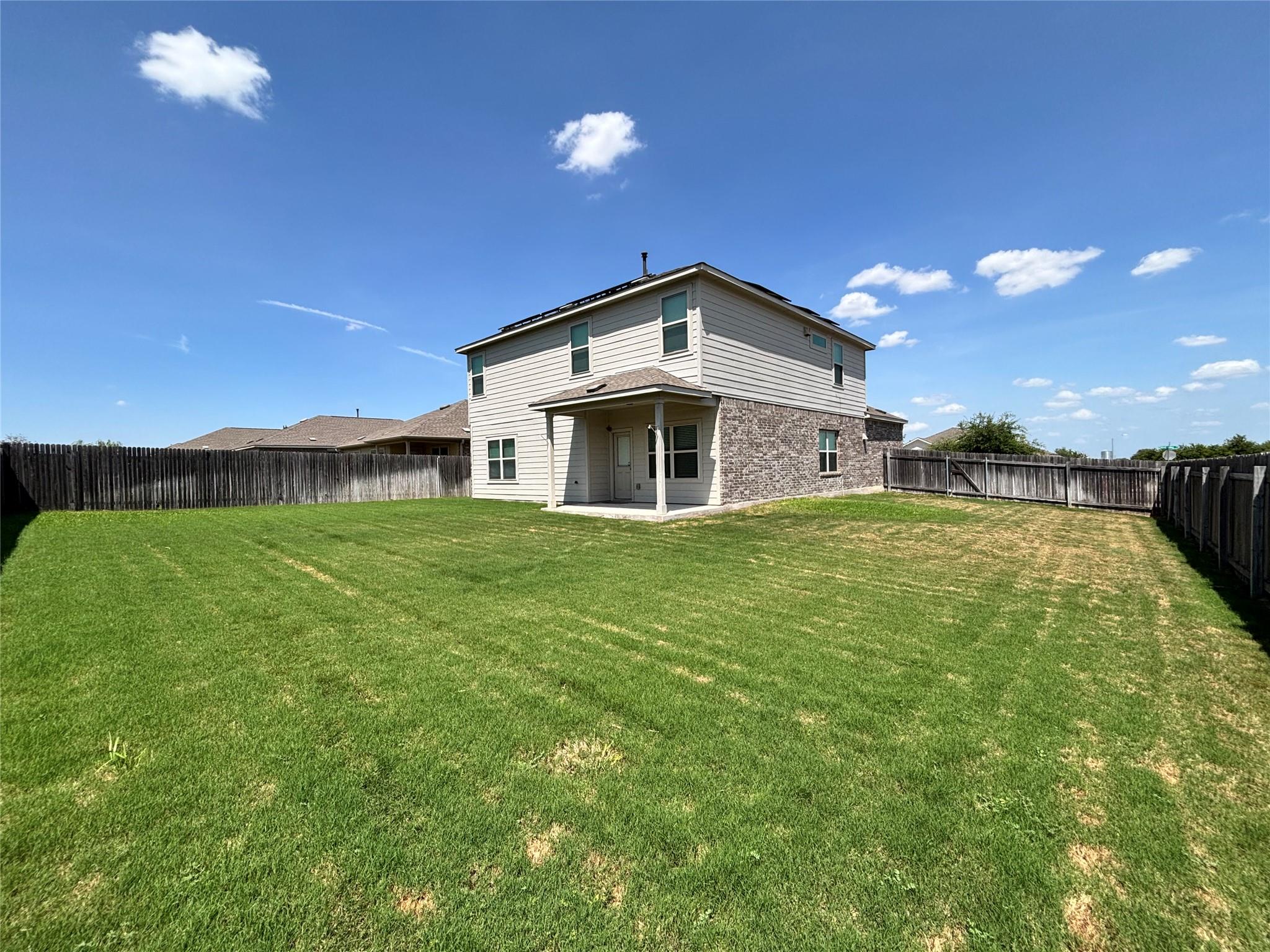 21300 Bird Wing Dr Property Photo 14