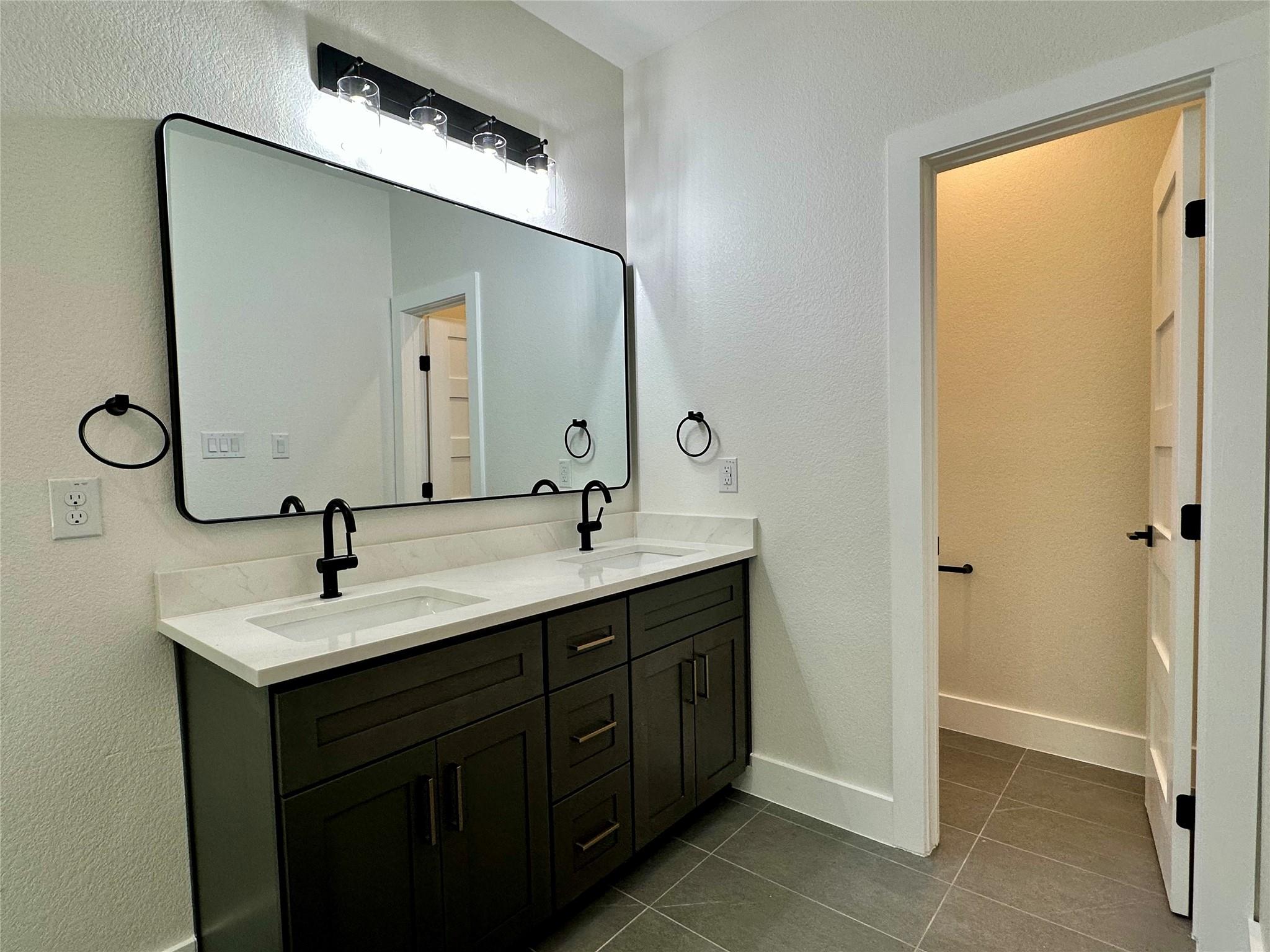 15113 N Flamingo Dr Property Photo 15