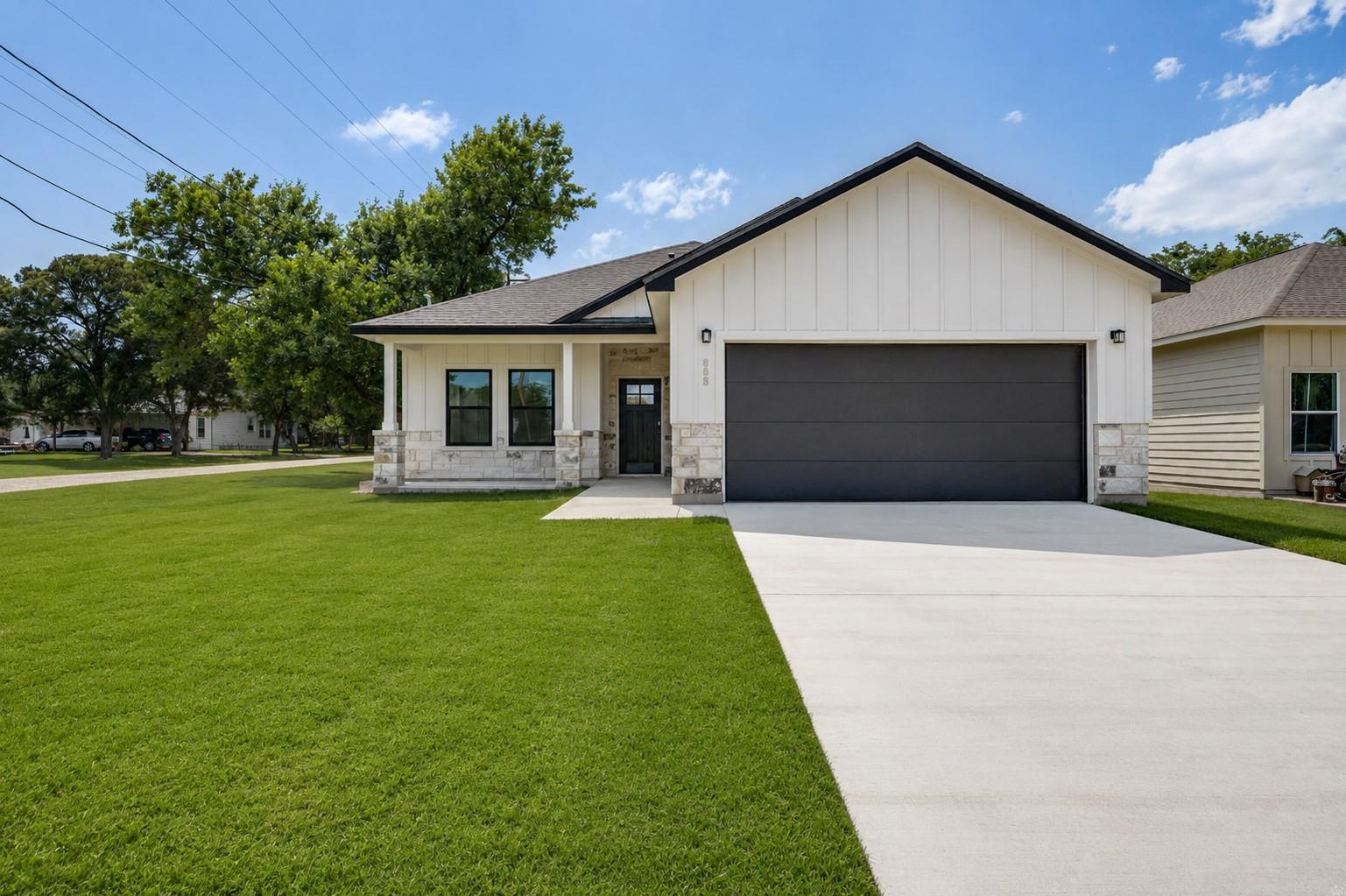 889 S Leon None Property Photo 2