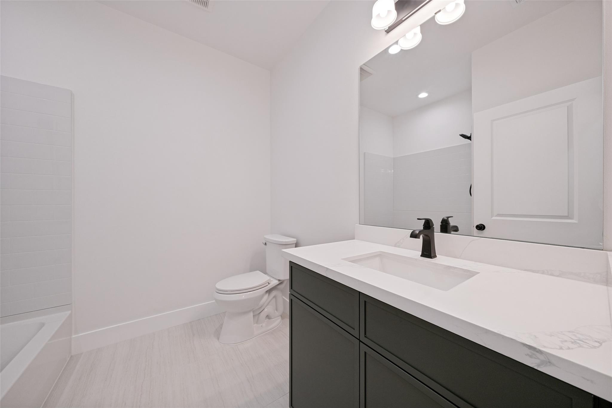 889 S Leon None Property Photo 22