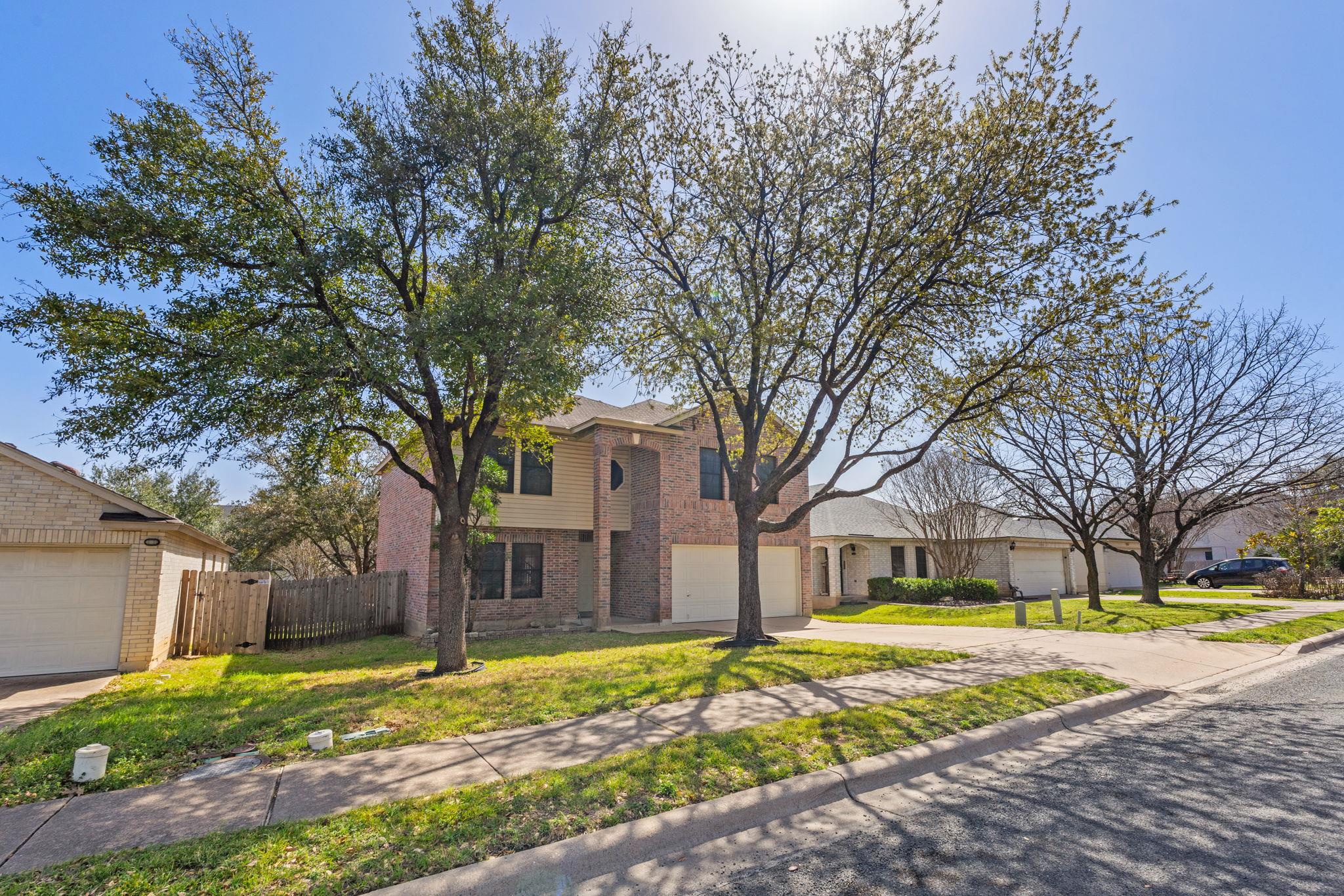 11309 Kingsgate Dr Property Photo