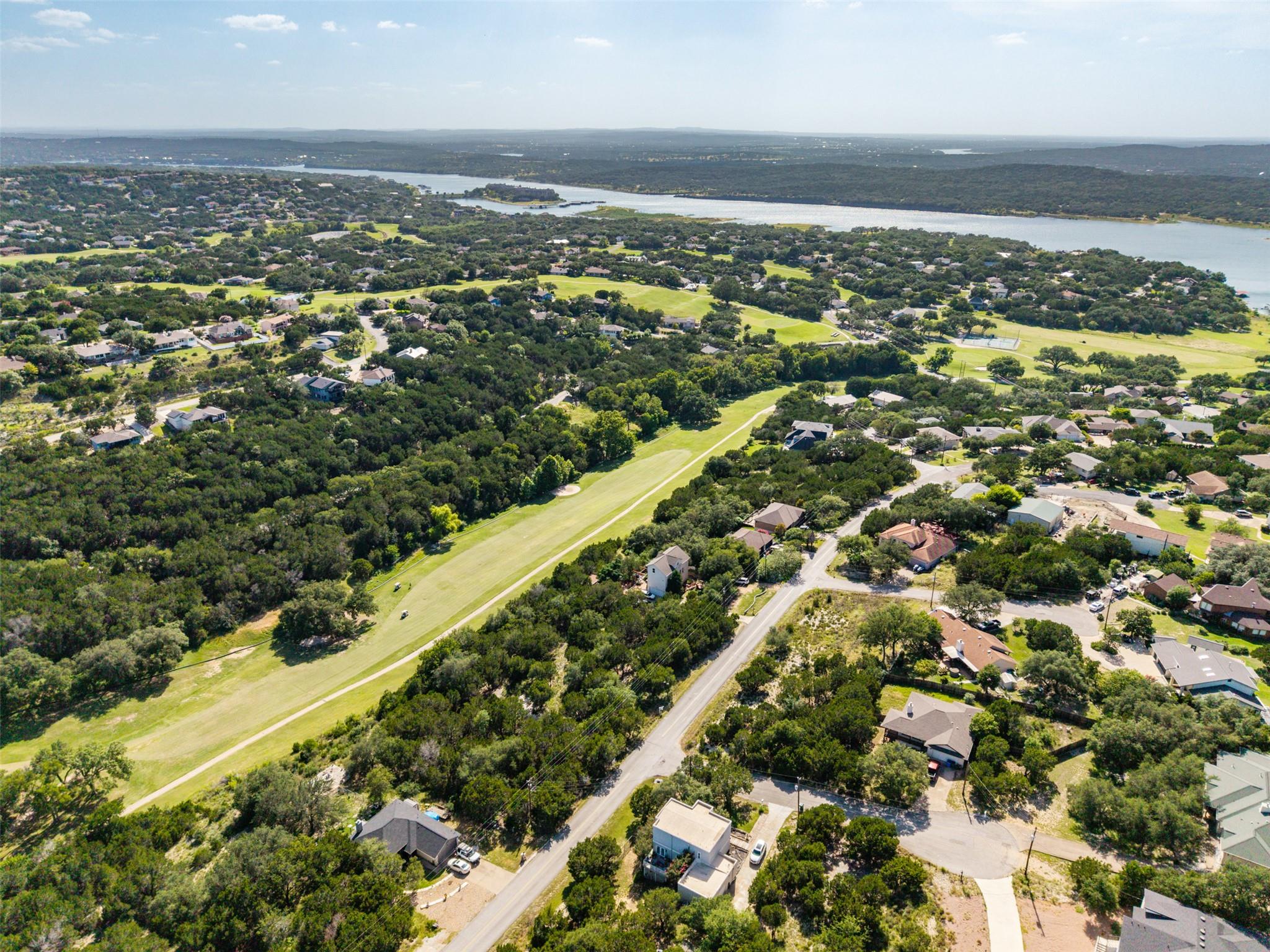 4714 Country Club Dr Property Photo 11