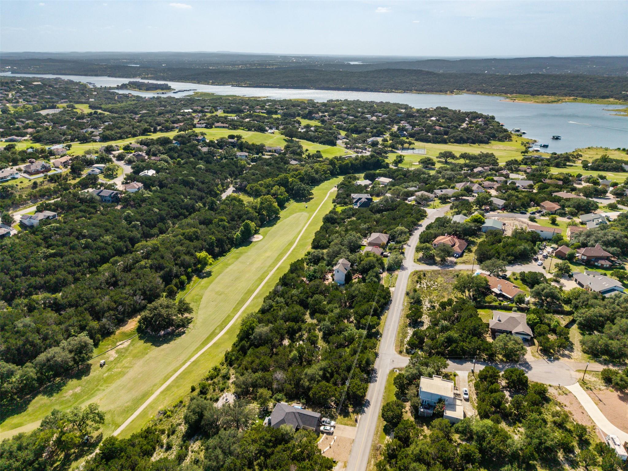 4714 Country Club Dr Property Photo 12