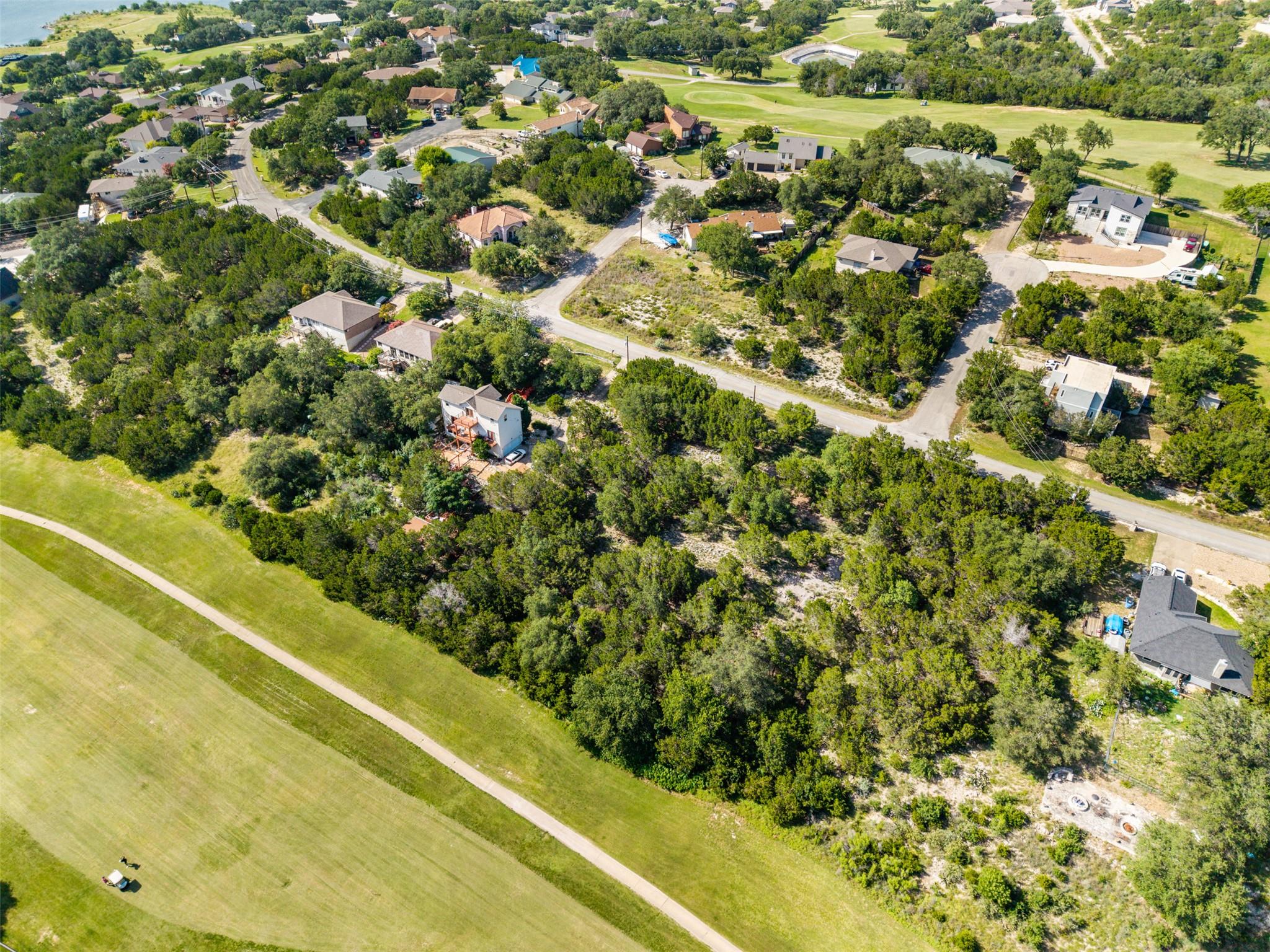 4714 Country Club Dr Property Photo 14