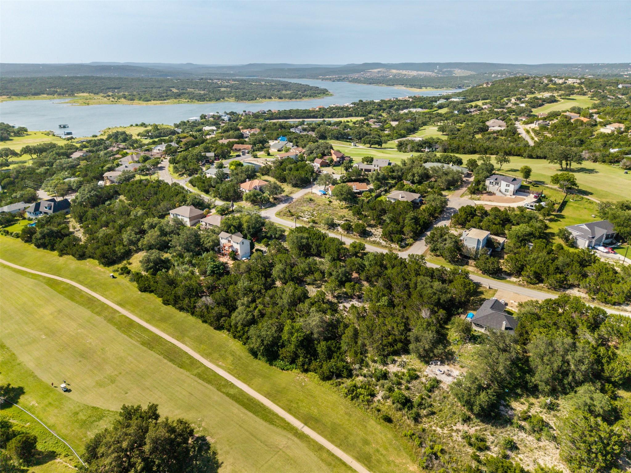 4714 Country Club Dr Property Photo 16