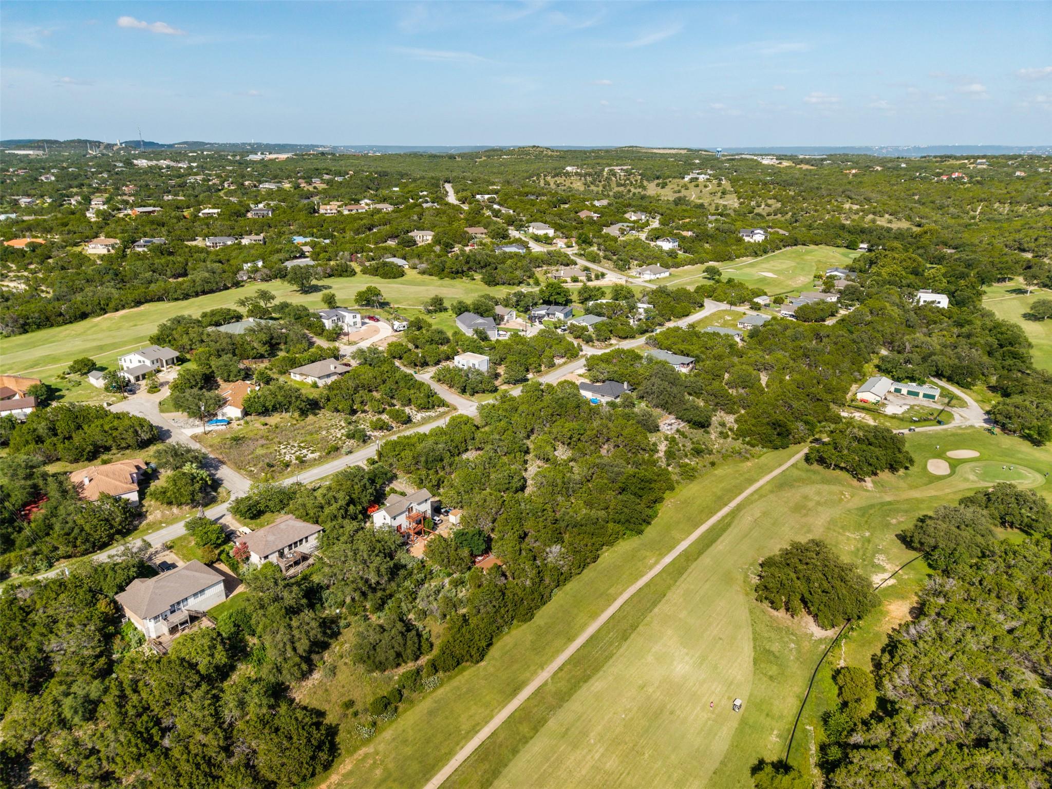 4714 Country Club Dr Property Photo 18