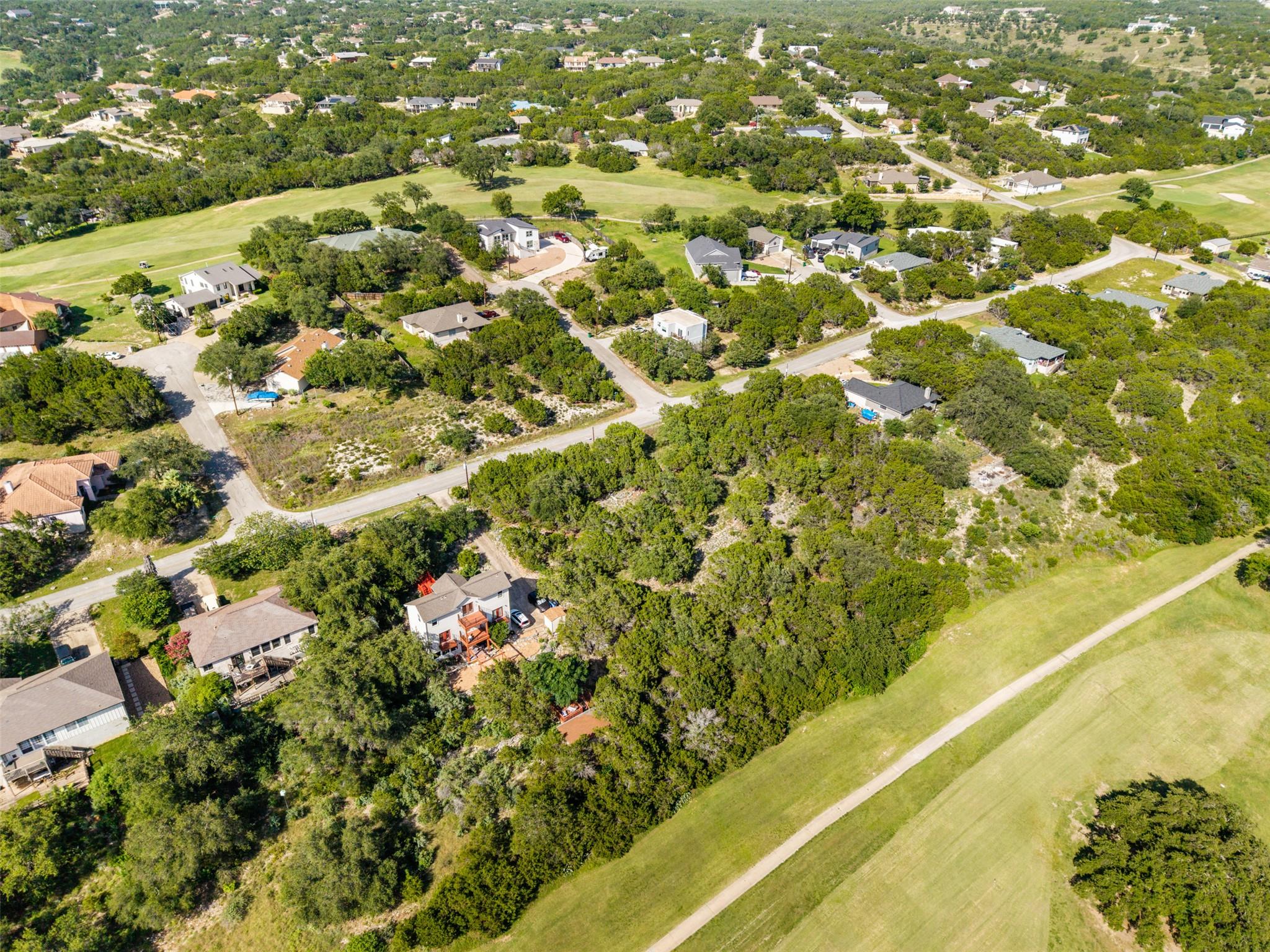 4714 Country Club Dr Property Photo 18