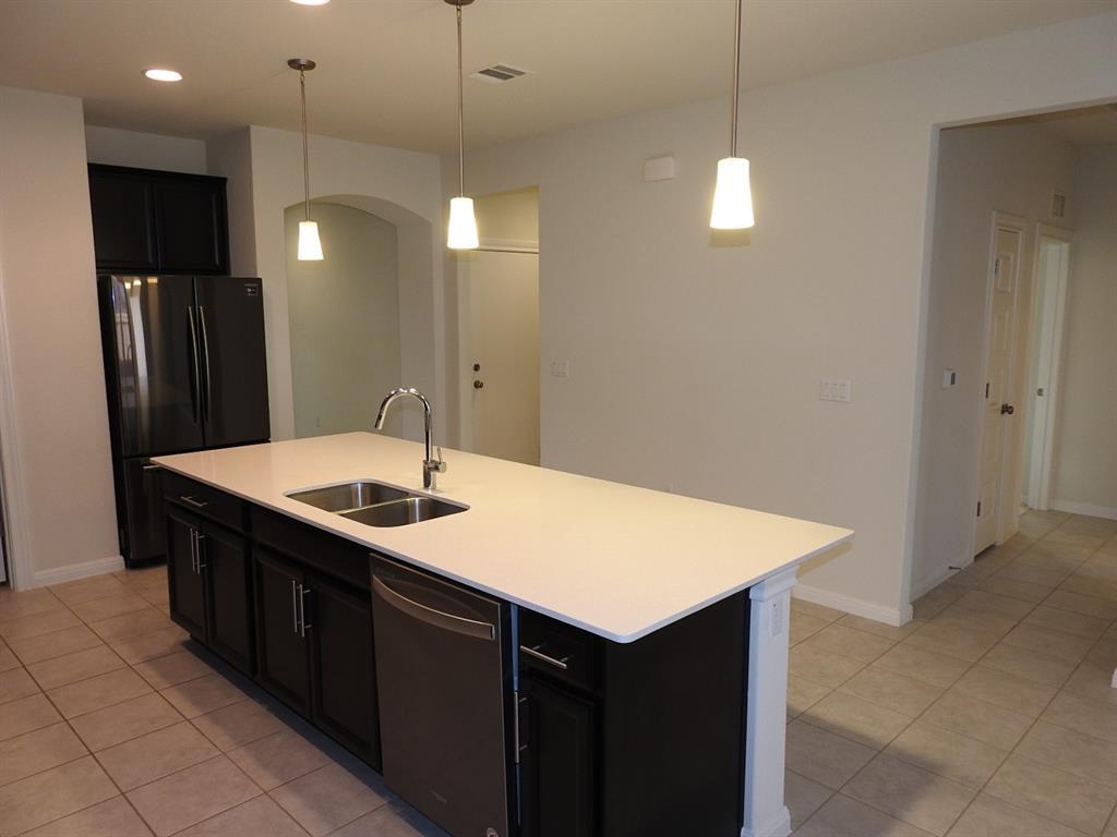 9903 Quercia Dr Property Photo 8