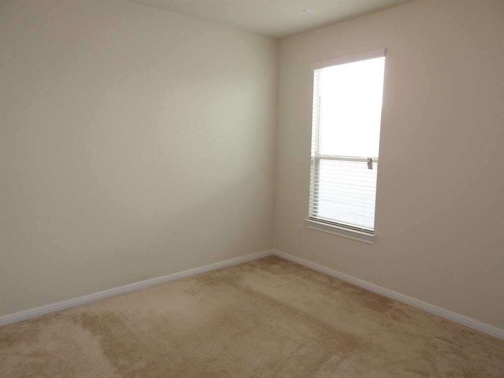 9903 Quercia Dr Property Photo 18