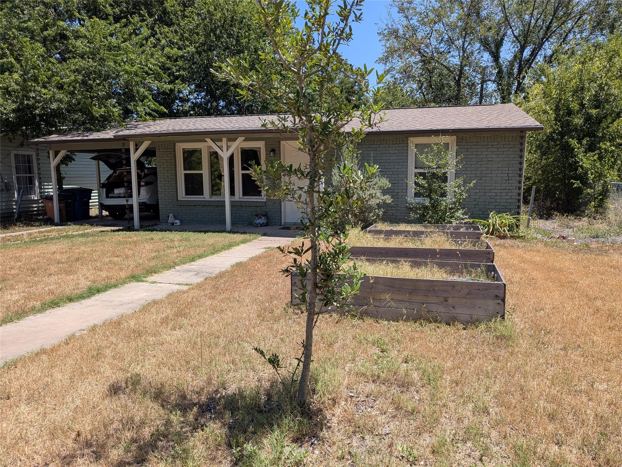 1109 Spur St Property Photo 1