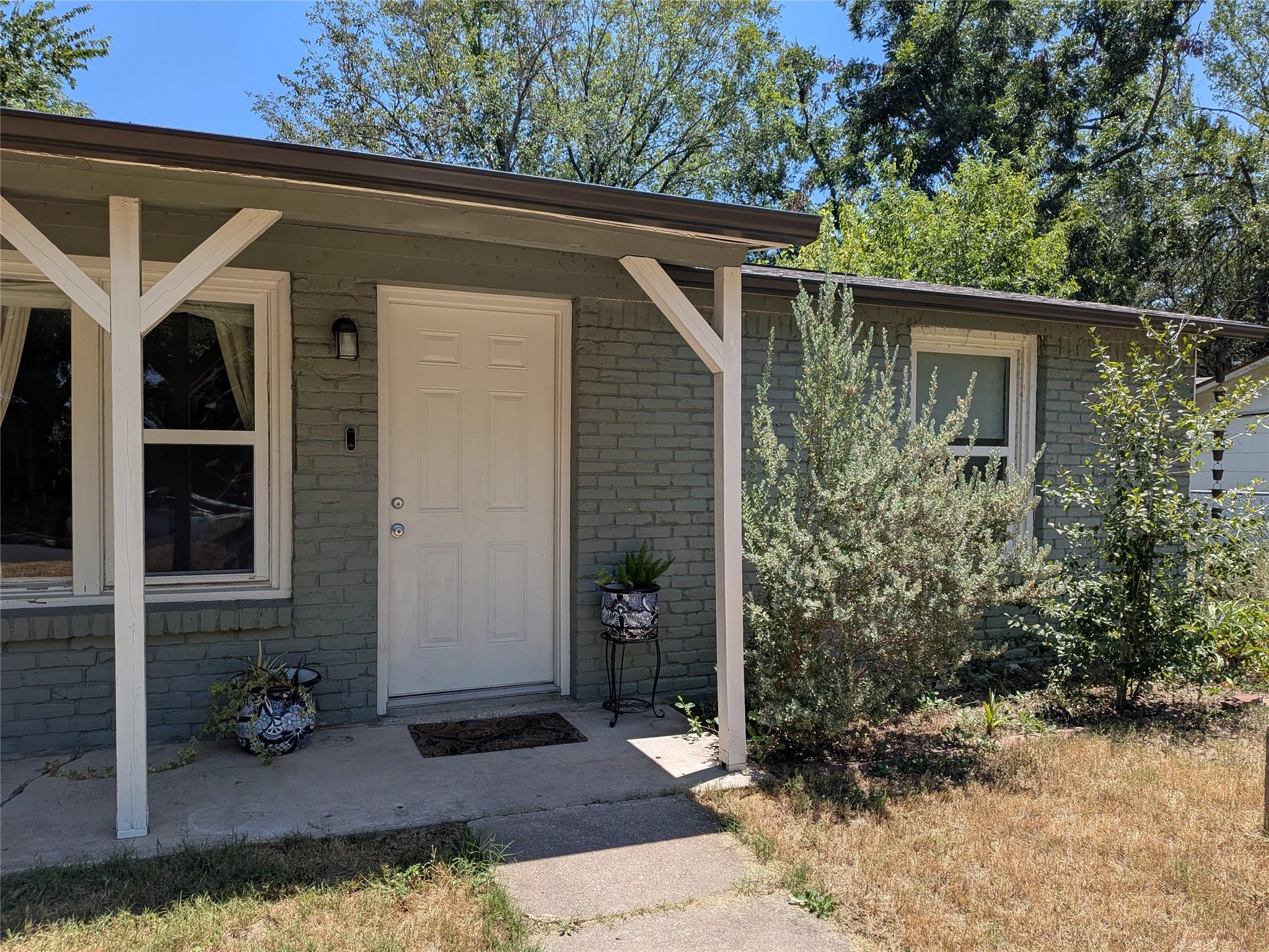 1109 Spur St Property Photo 2