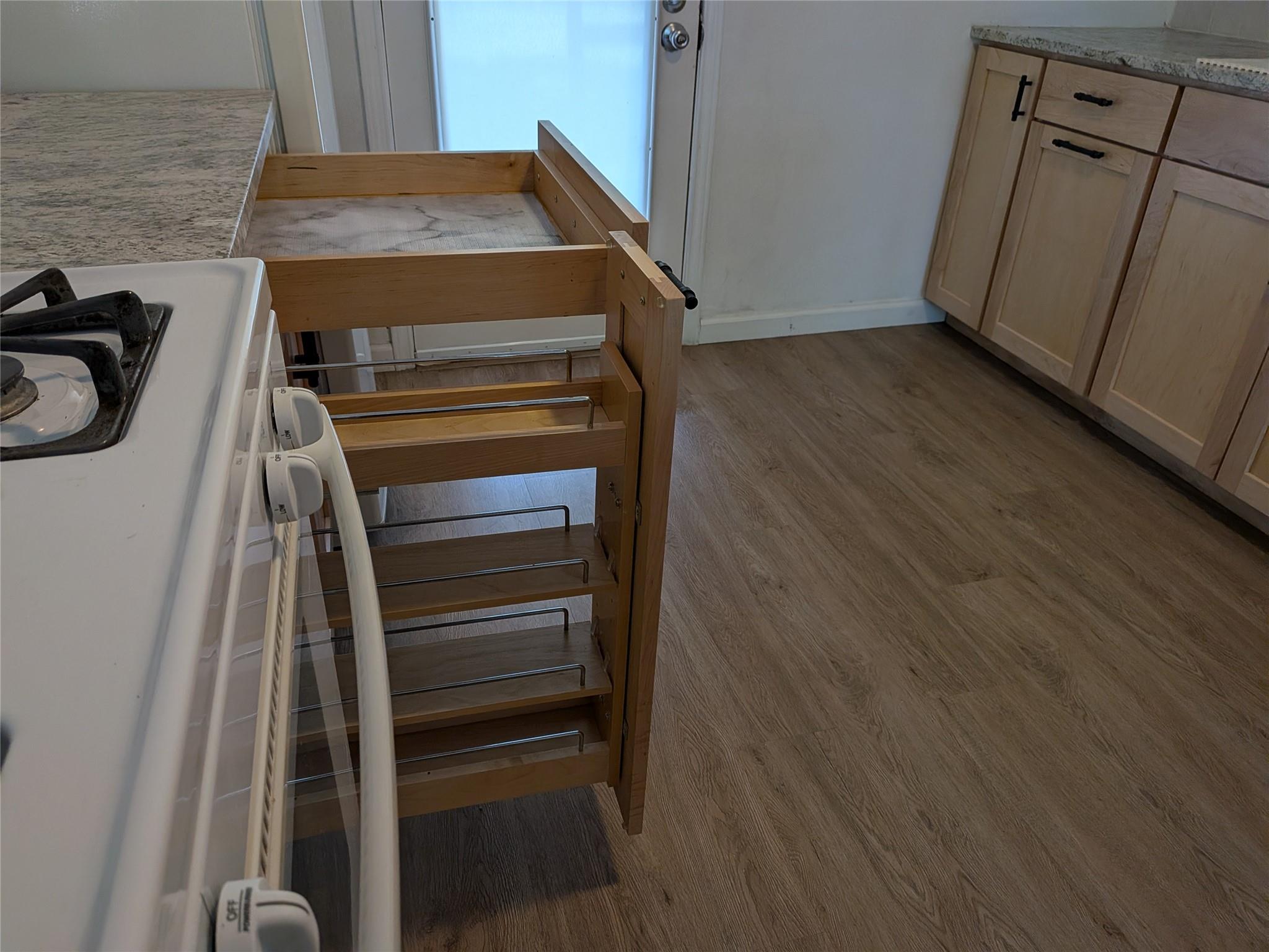 1109 Spur St Property Photo 9