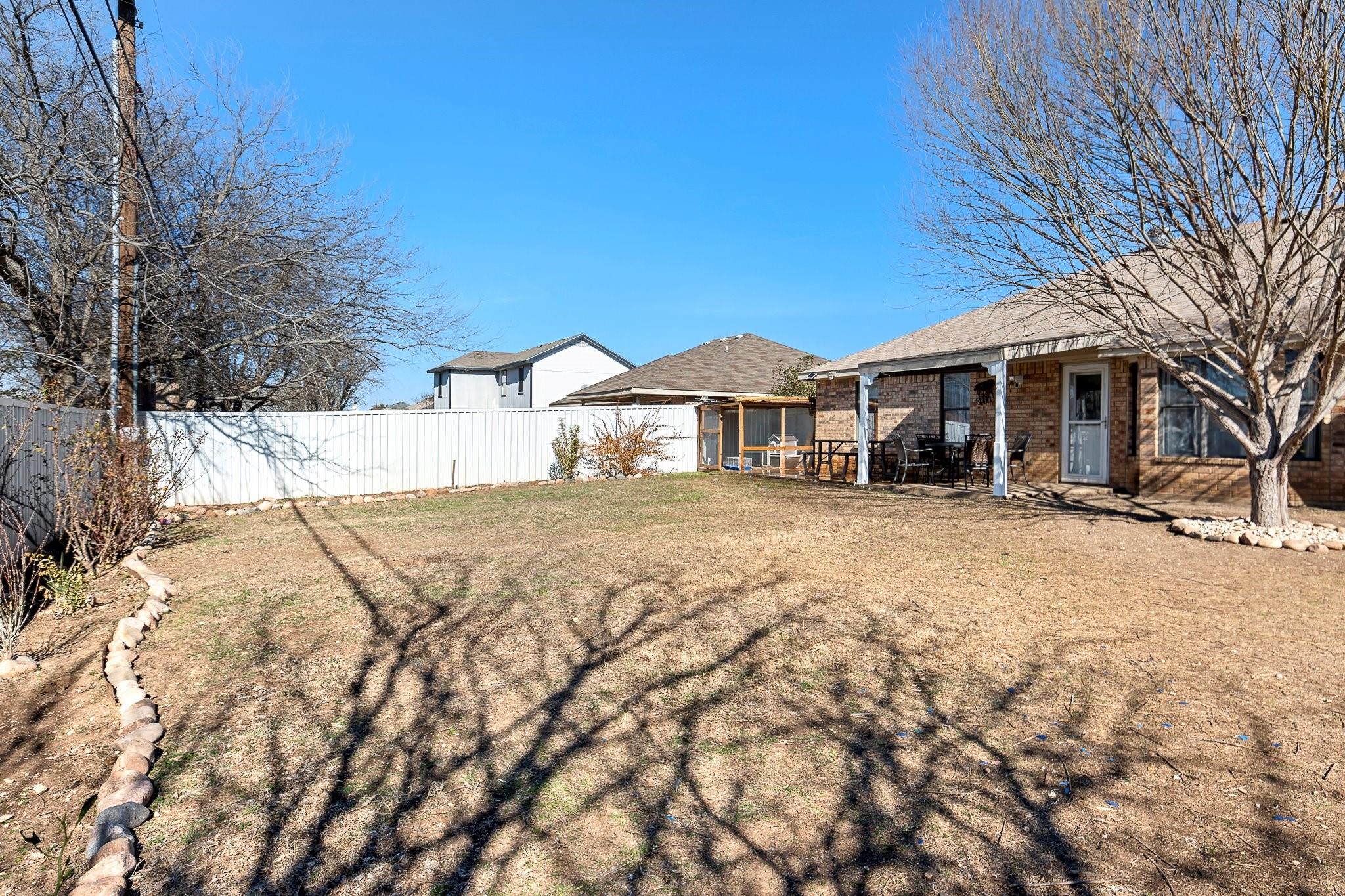 4503 Bowles Dr Property Photo 34