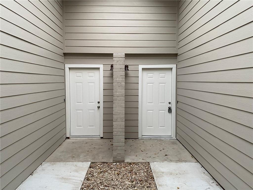 2408 Burleson Ct #a Property Photo 4