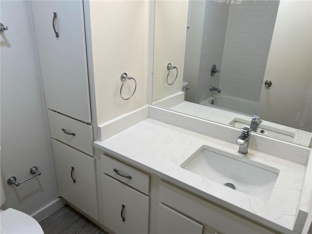 2408 Burleson Ct #a Property Photo 13